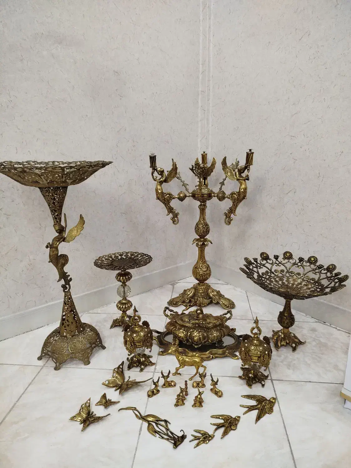 وسایل برنجی اصل،ساعت کنار سالنی میز خاطره و|ساعت دیواری و تزئینی|تهران, مشیریه|دیوار