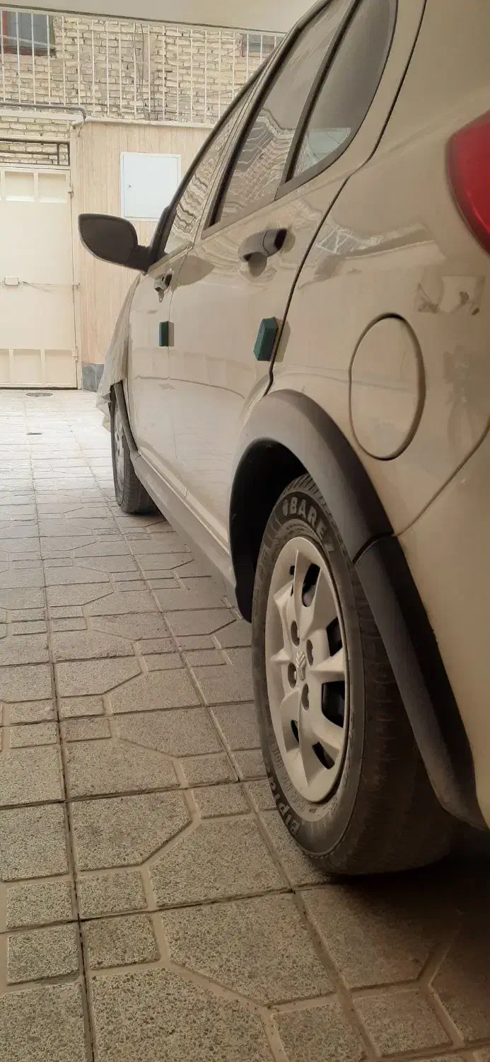 کوییک معاوضه بامزدا۲۰۰۰|خودرو سواری و وانت|اصفهان, لیمجیر|دیوار