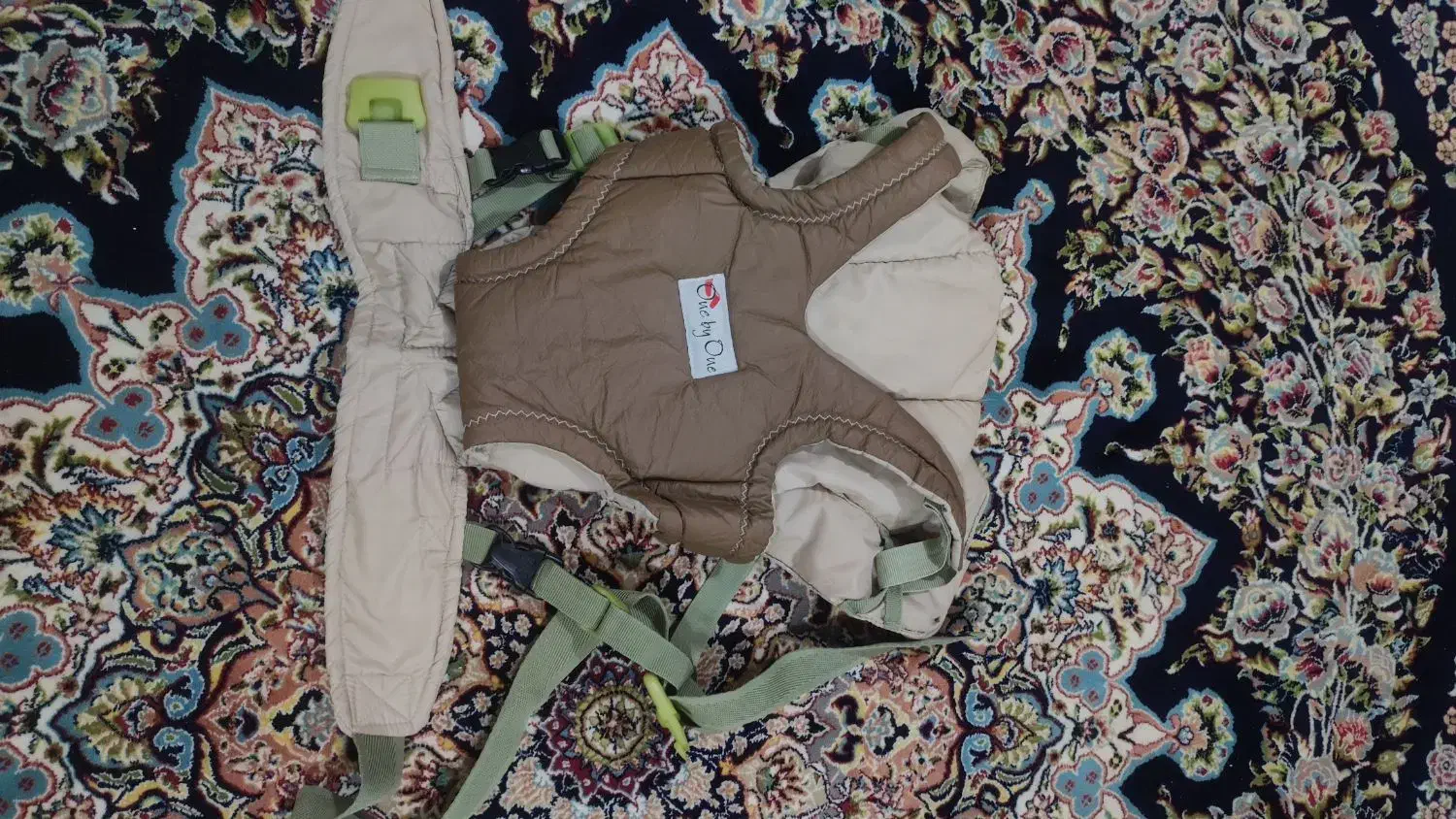 آغوشی کودک|اسباب و اثاث بچه|بجنورد, |دیوار