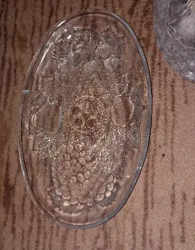 ظروف بلور و چینی و قاشق|ظروف سرو و پذیرایی|قم, یزدان‌شهر|دیوار