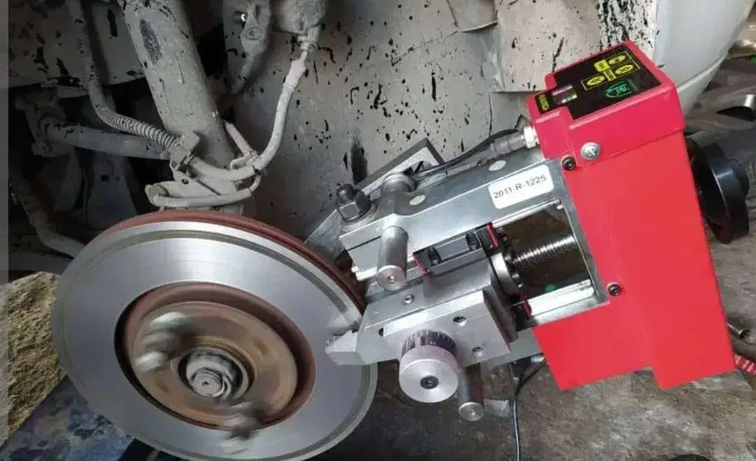 تراش دیسک چرخ رو کار با دستگاه اتوماتیک|خدمات موتور و ماشین|نجفآباد, هفده شهریور|دیوار