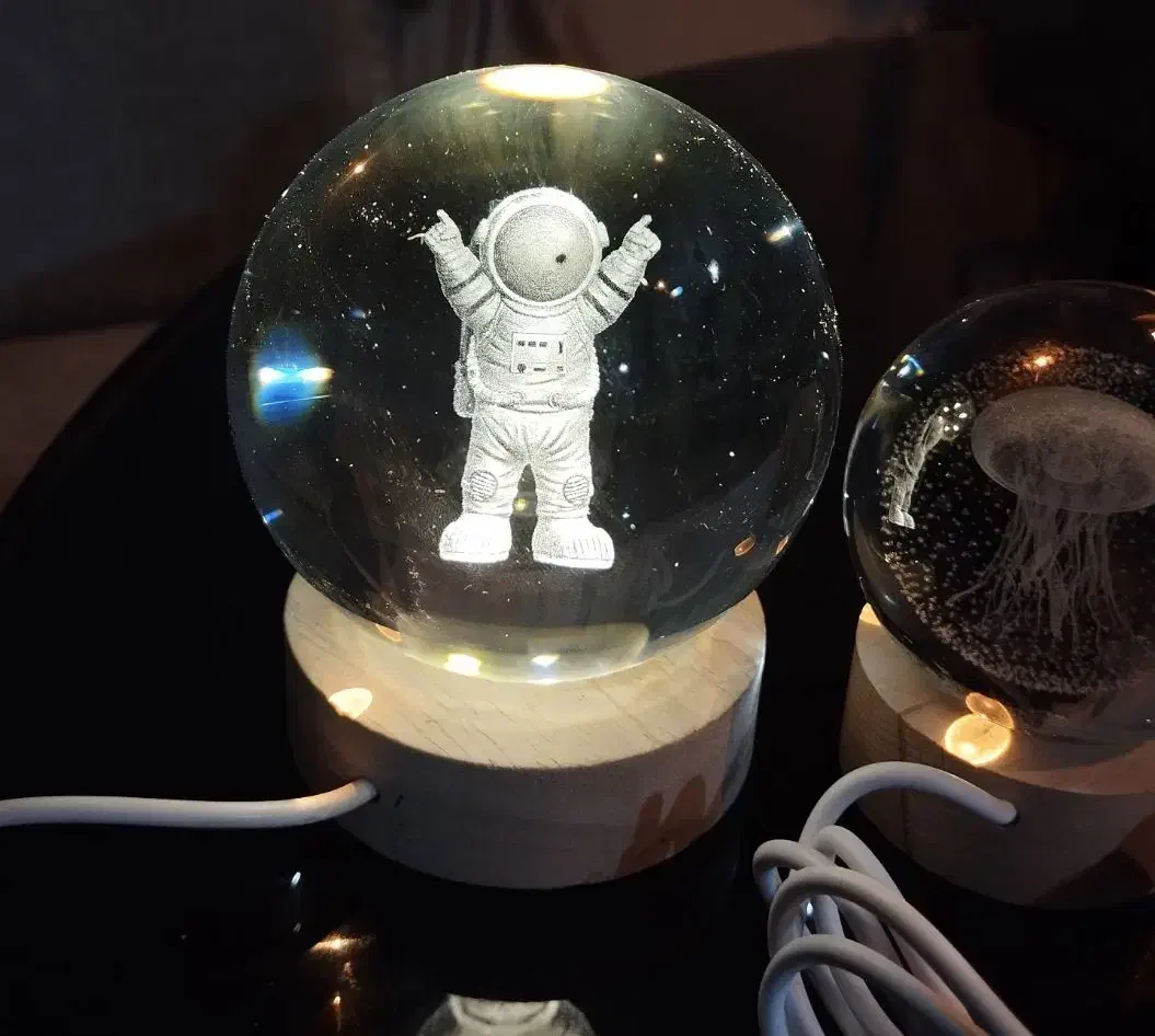 چراغ خواب گوی کریستال|چراغ خواب و آباژور|شیراز, سینما سعدی|دیوار