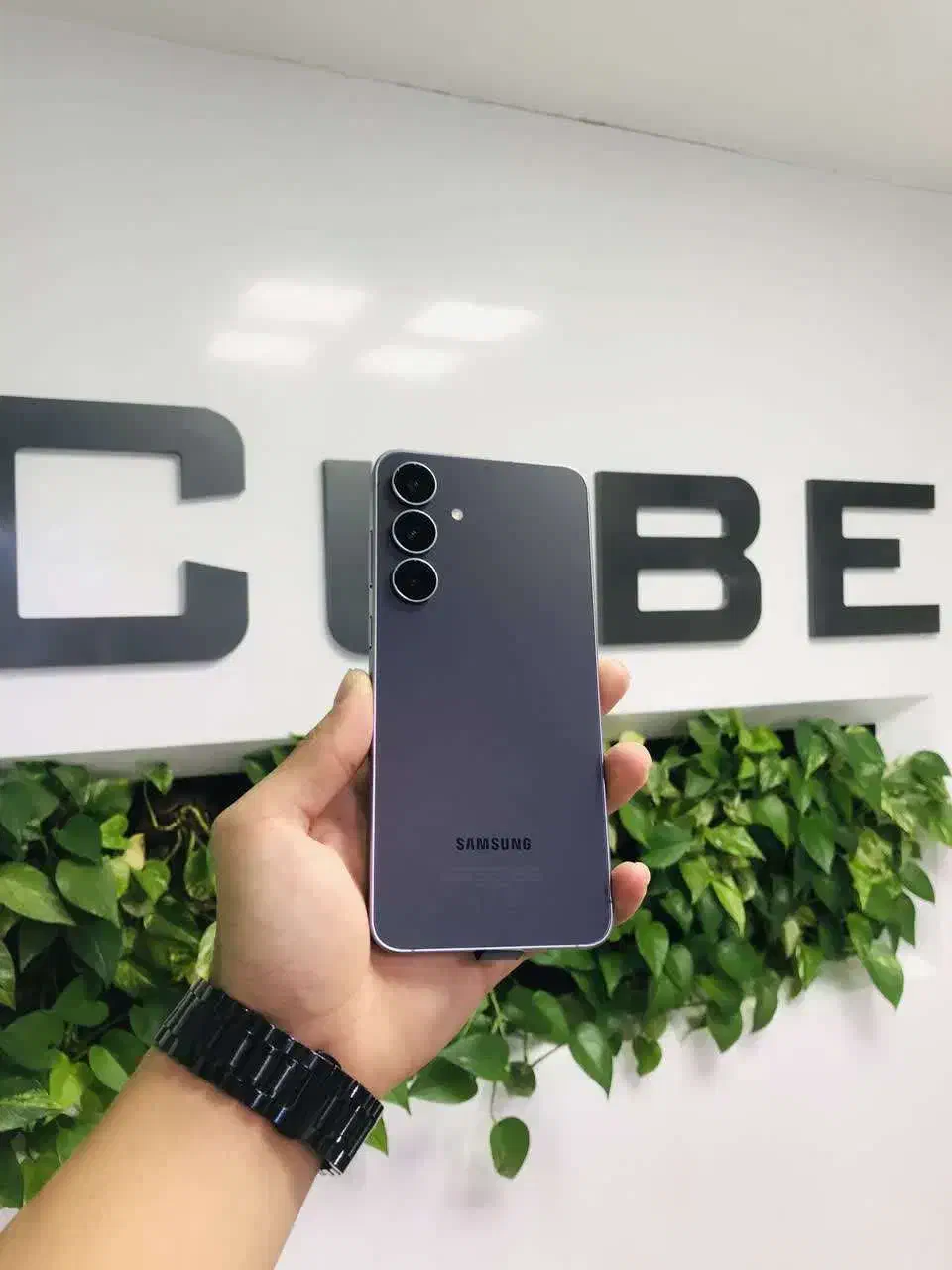 سامسونگ Galaxy S25 FE با حافظه 256 گیگابایت|موبایل|اصفهان, احمدآباد|دیوار