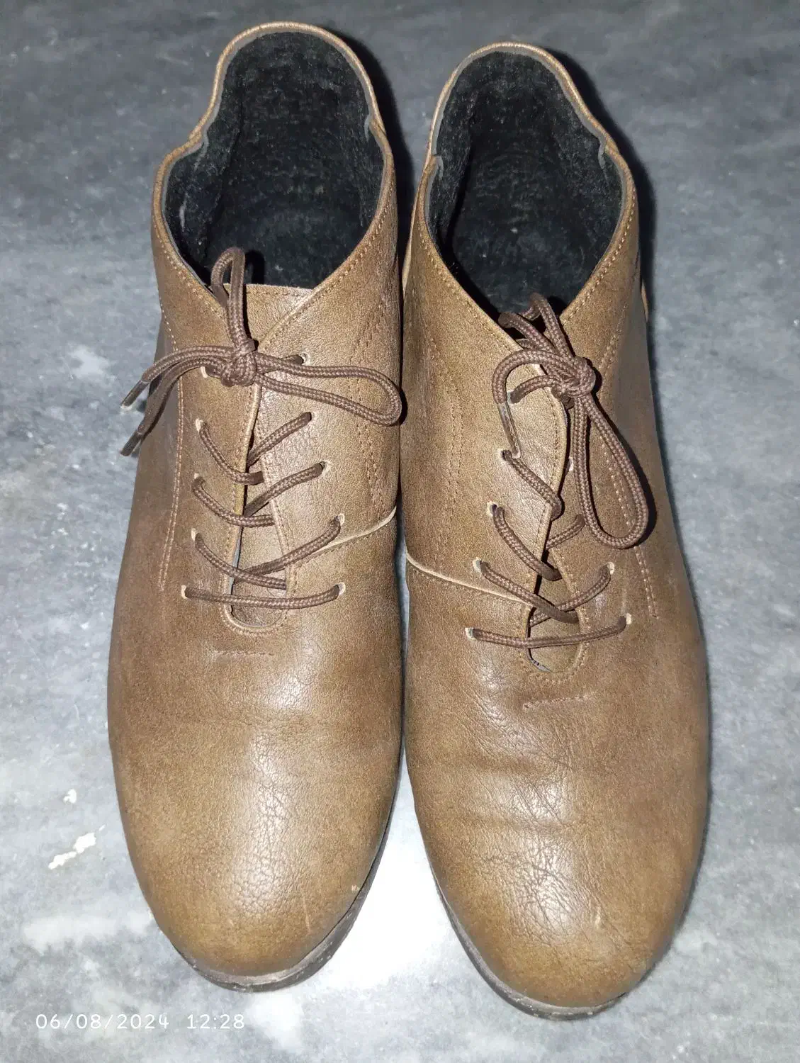 یک جفت کفش چرم شماره ۳۶ قهوهای رنگ نیم پوت|کیف، کفش، کمربند|زابل, |دیوار