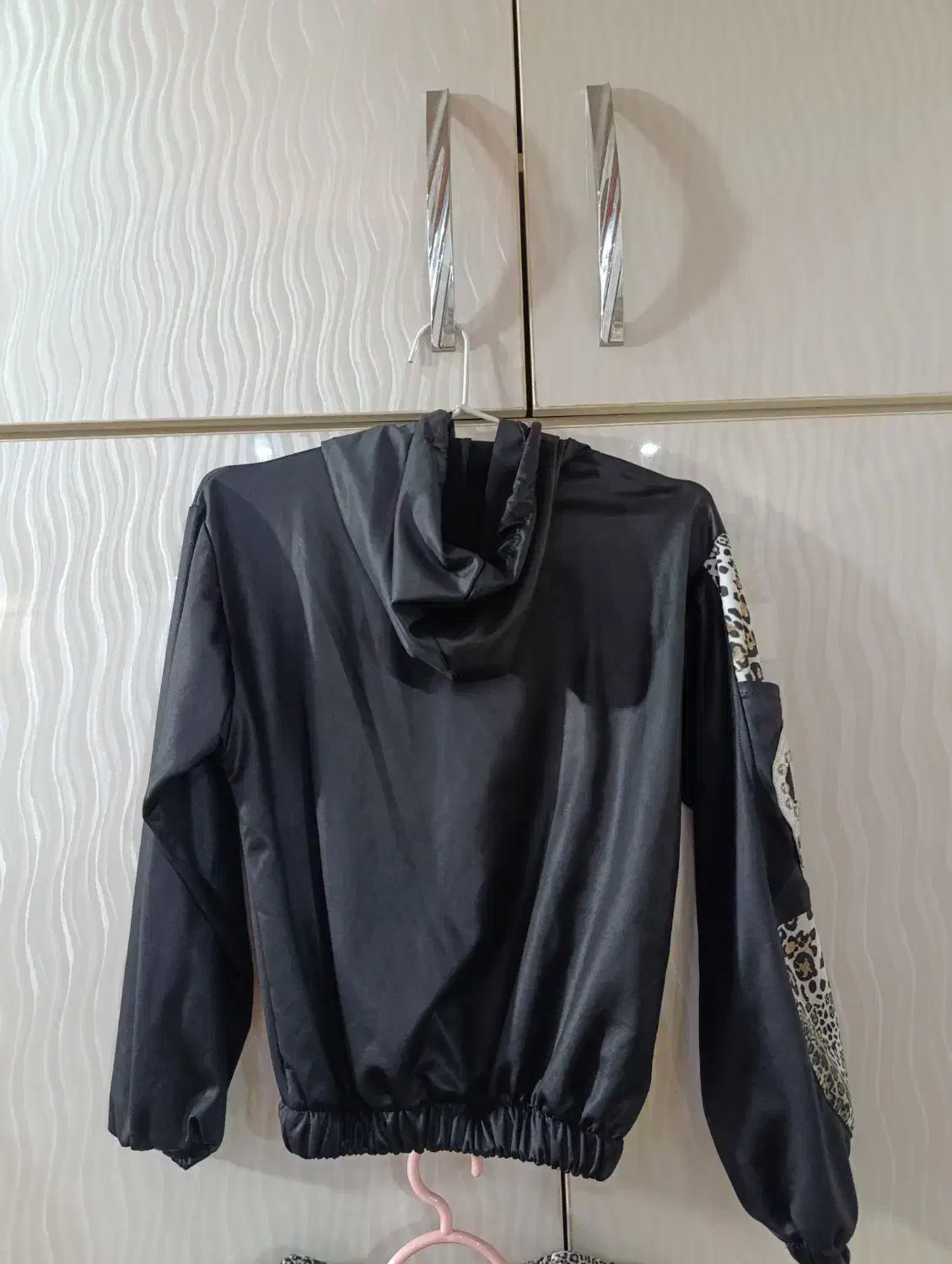 هودی وشلوار|کفش و لباس بچه|رشت, پیرکلاچای|دیوار