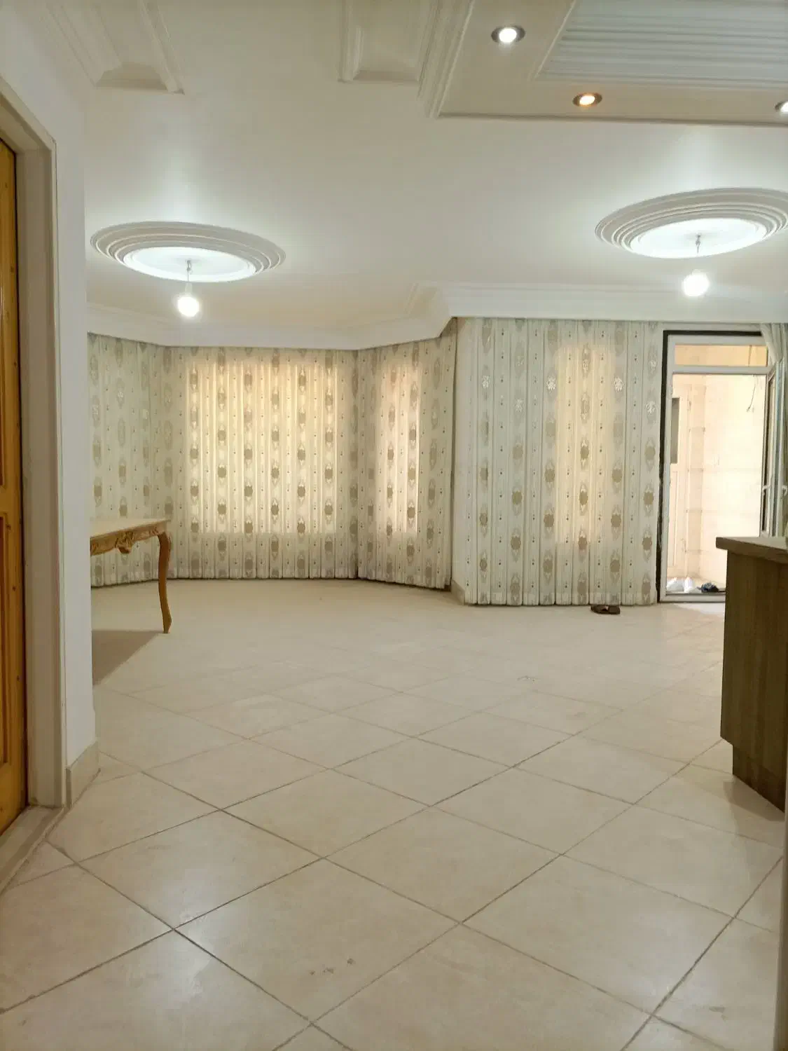 زیرزمین گلخانه ای/90متر/راه جدا/نبش بلوار الهیه|اجارهٔ خانه و ویلا|کاشان, شهرک امیرالمومنین|دیوار