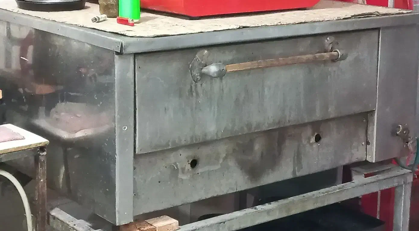 فر صندوقی ۹تائی .|کافیشاپ و رستوران|کاشان, کشاورز|دیوار