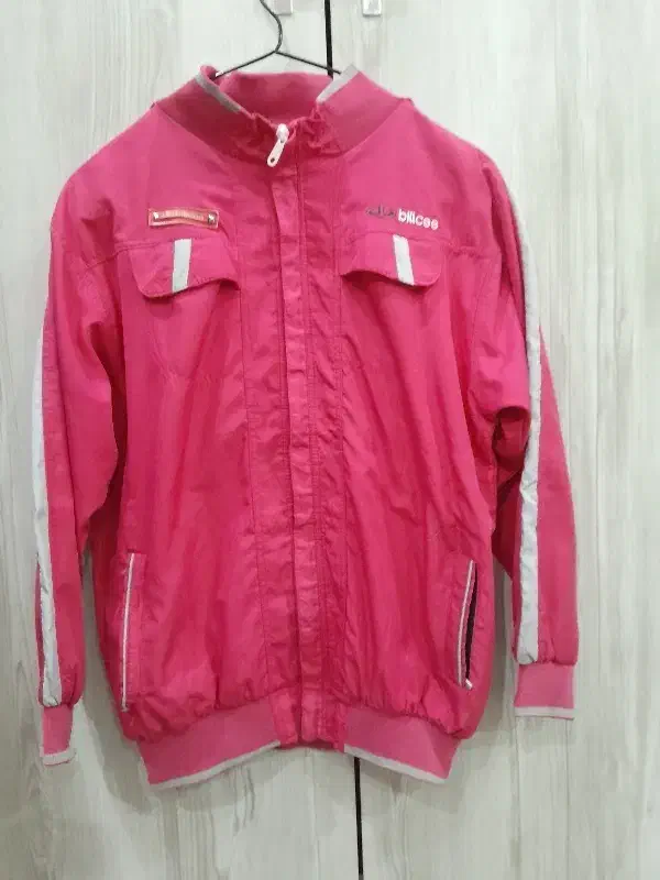 لباس ورزشی|لباس|گلبهار, شهر جدید گلبهار|دیوار