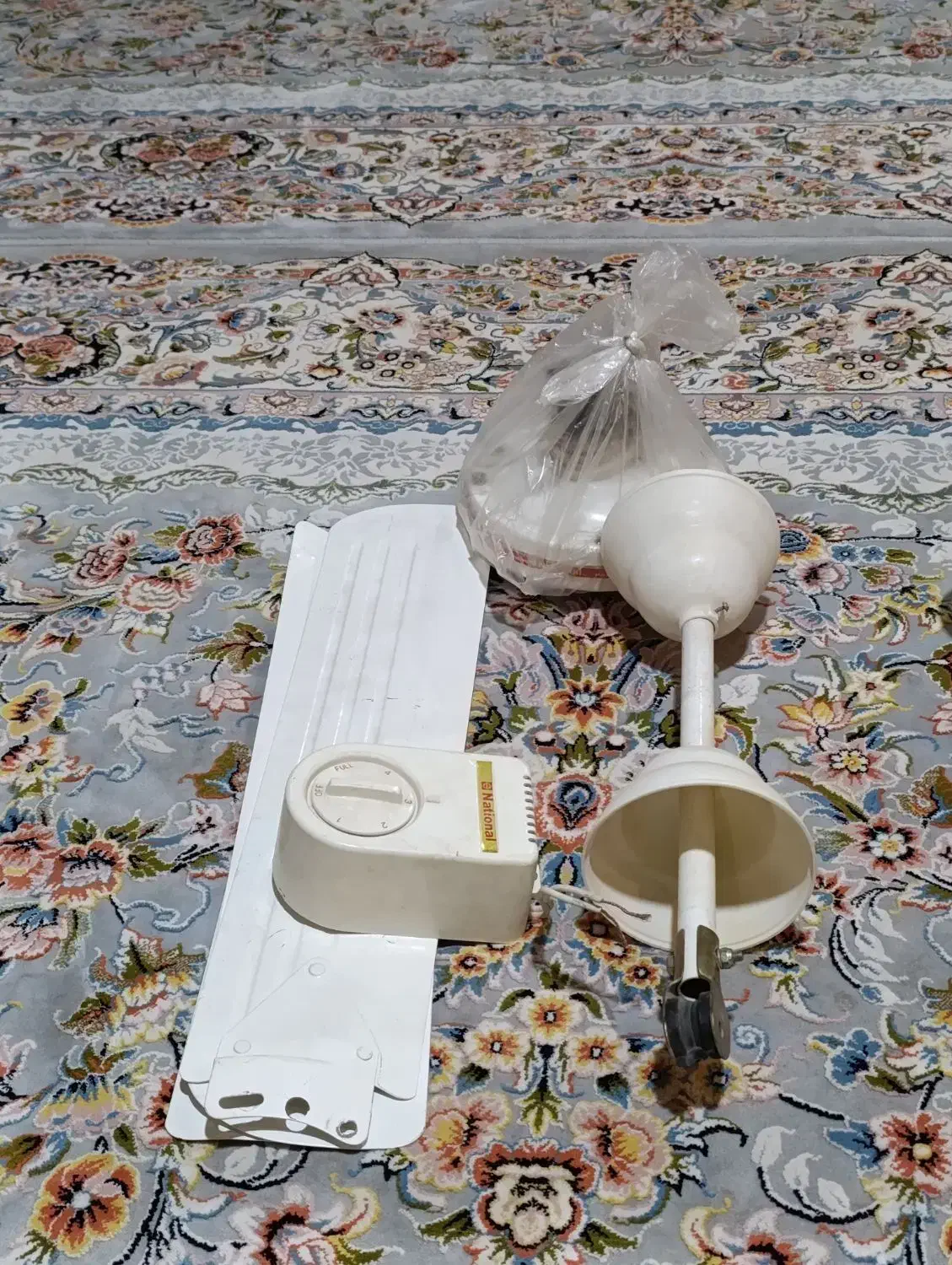 پنکه سقفی|پنکه و تصفیه‌کنندهٔ هوا|زاهدان, |دیوار