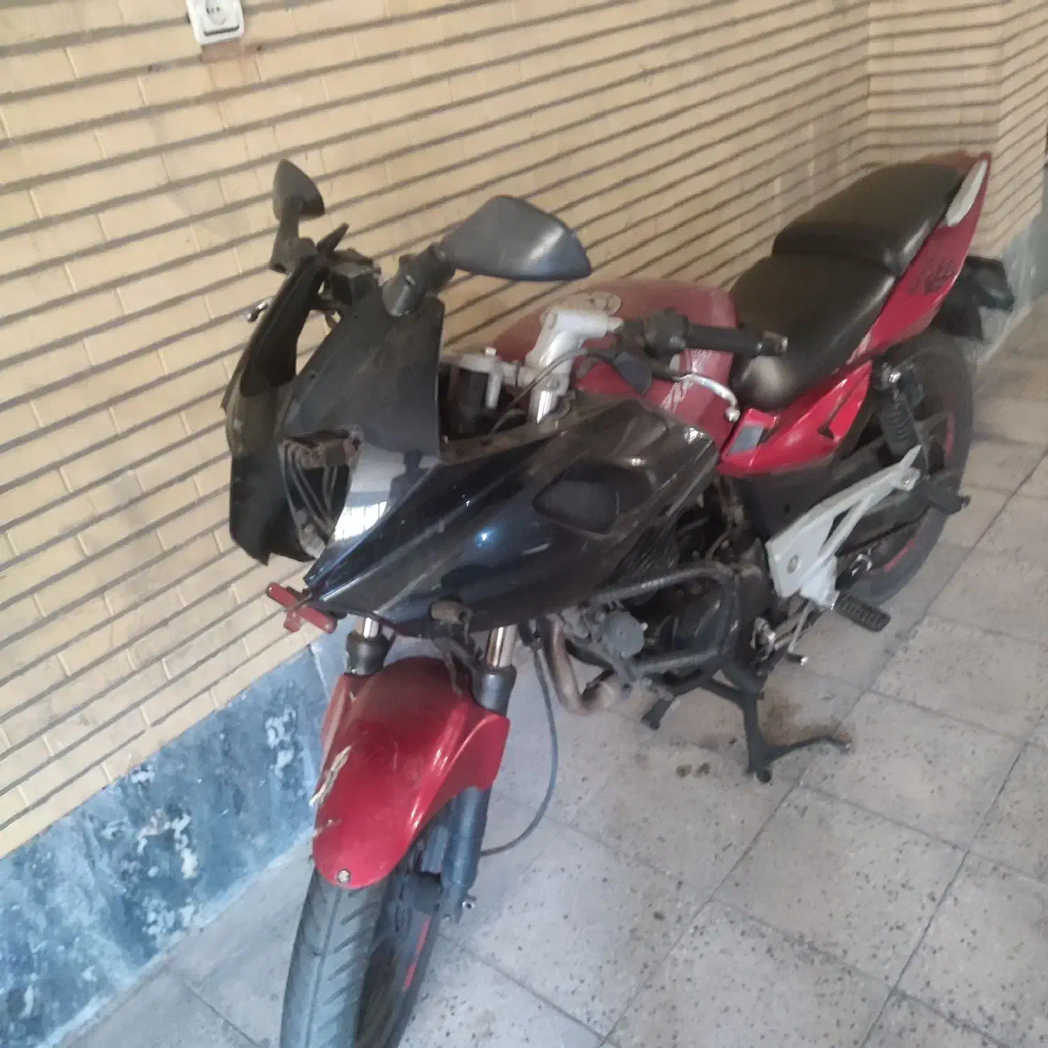 موتور پالس ۲۲۰ سلامت|موتورسیکلت|کرج, محمود آباد|دیوار