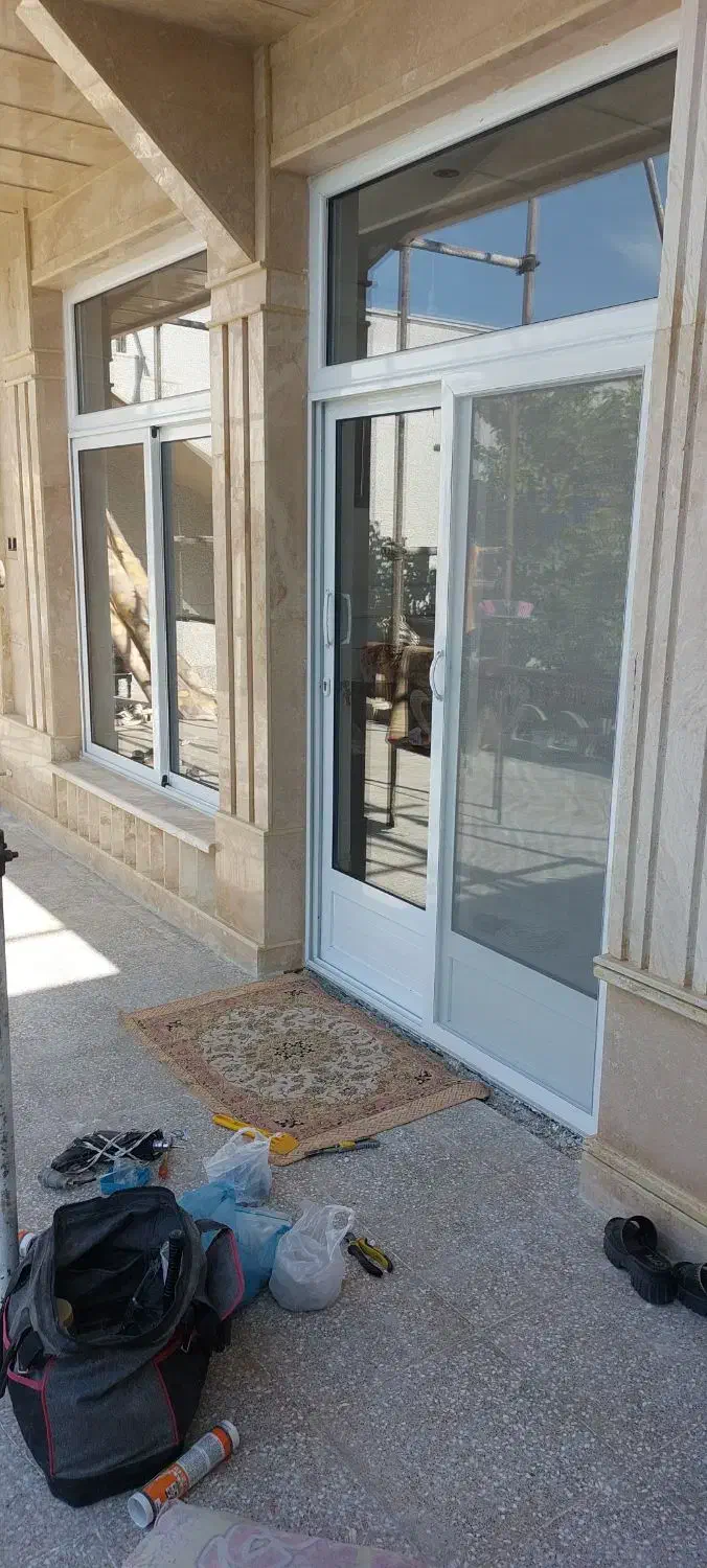 درب پنجره و توری.|خدمات پیشه و مهارت|قم, شاه ابراهیم|دیوار