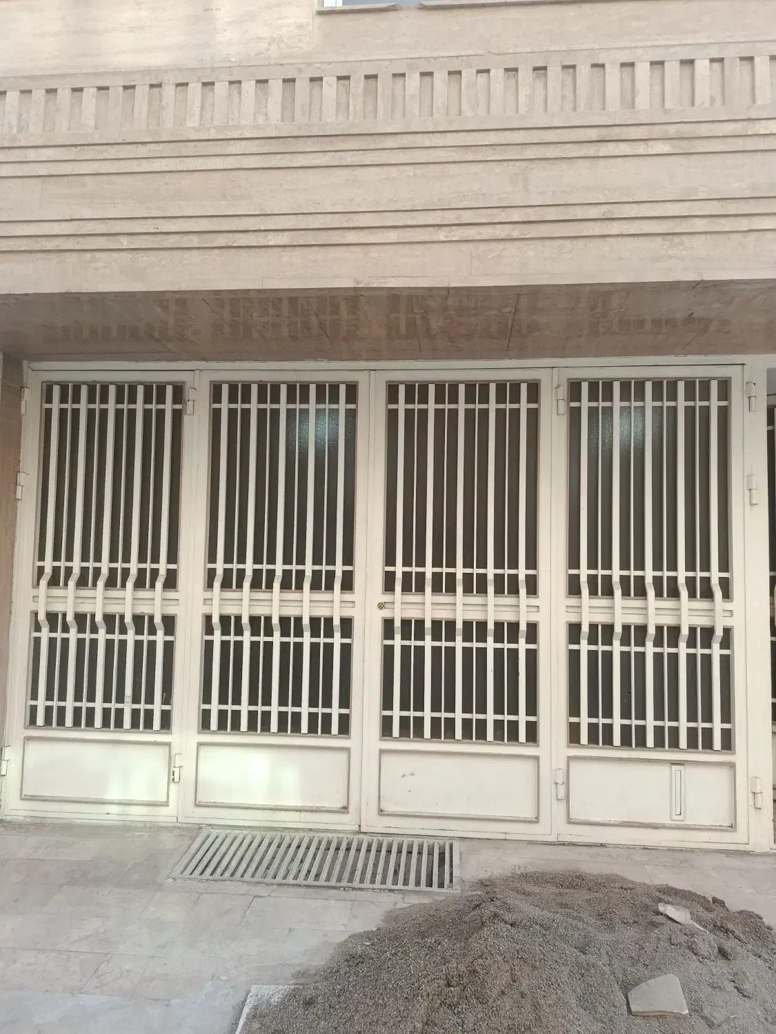 درب پارکینگی درب باغی نو کلا 6ماه|مصالح و تجهیزات ساختمان|قم, زنبیل آباد|دیوار