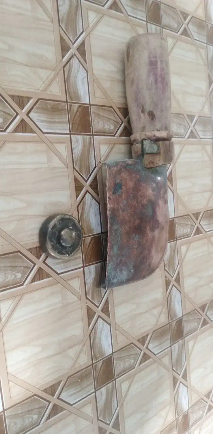 عتیقه جات|کلکسیون اشیاء عتیقه|نهاوند, |دیوار