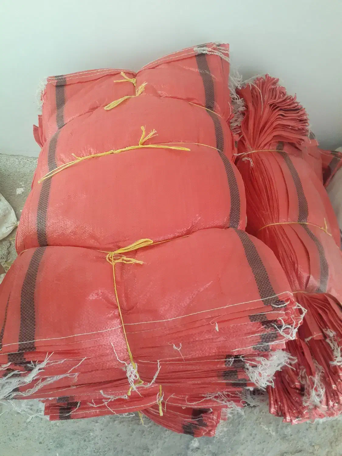 فروش گونی قرمز ۹۰ سانتی|عمدهفروشی|بهار, |دیوار