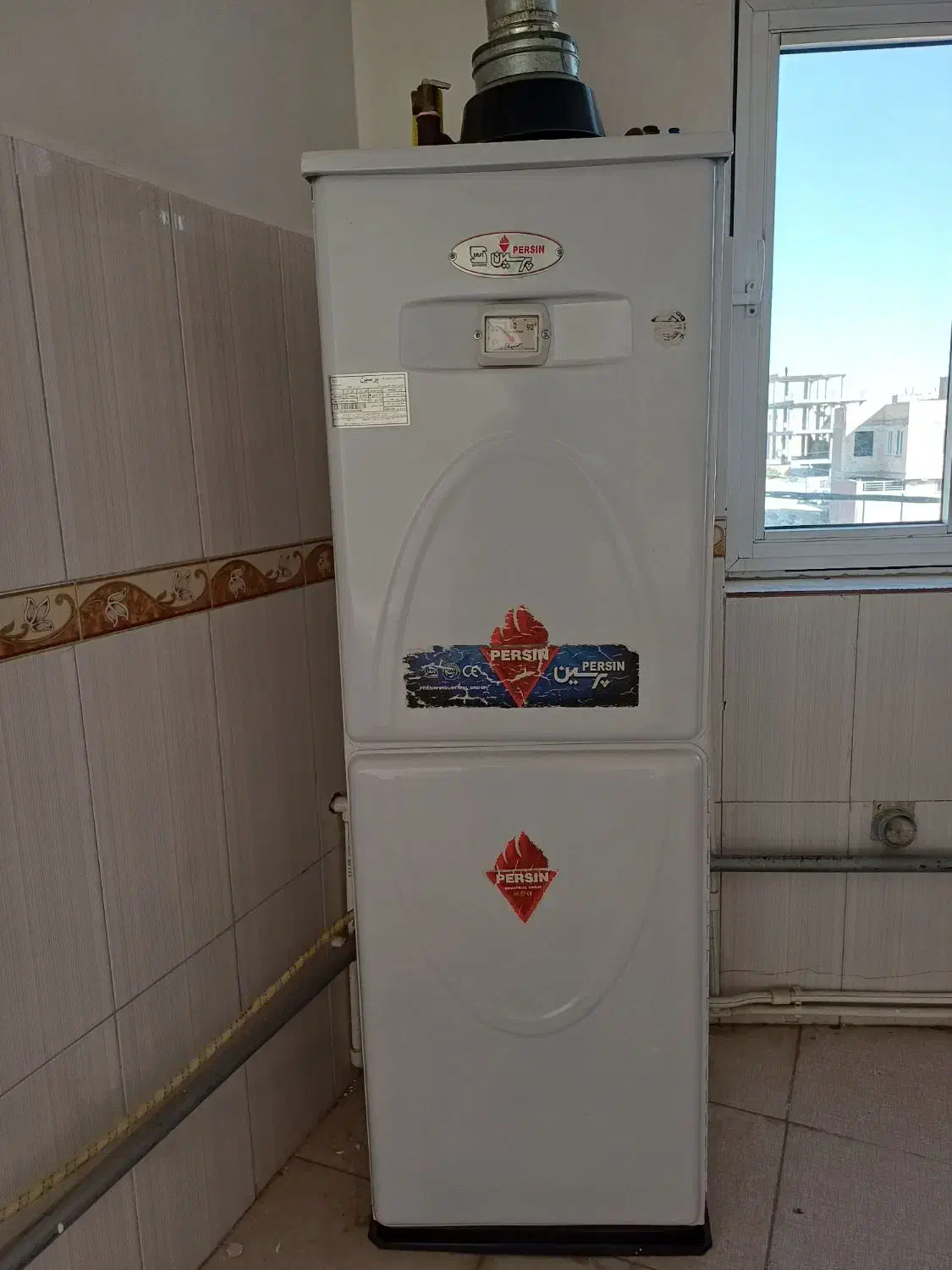 ابگرمکن زمینی در حد نو سالم|آبگرمکن، پکیج، شوفاژ|میاندوآب, |دیوار