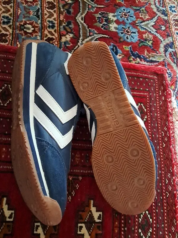 کتانی hummel|کیف، کفش، کمربند|رشت, گلسار|دیوار