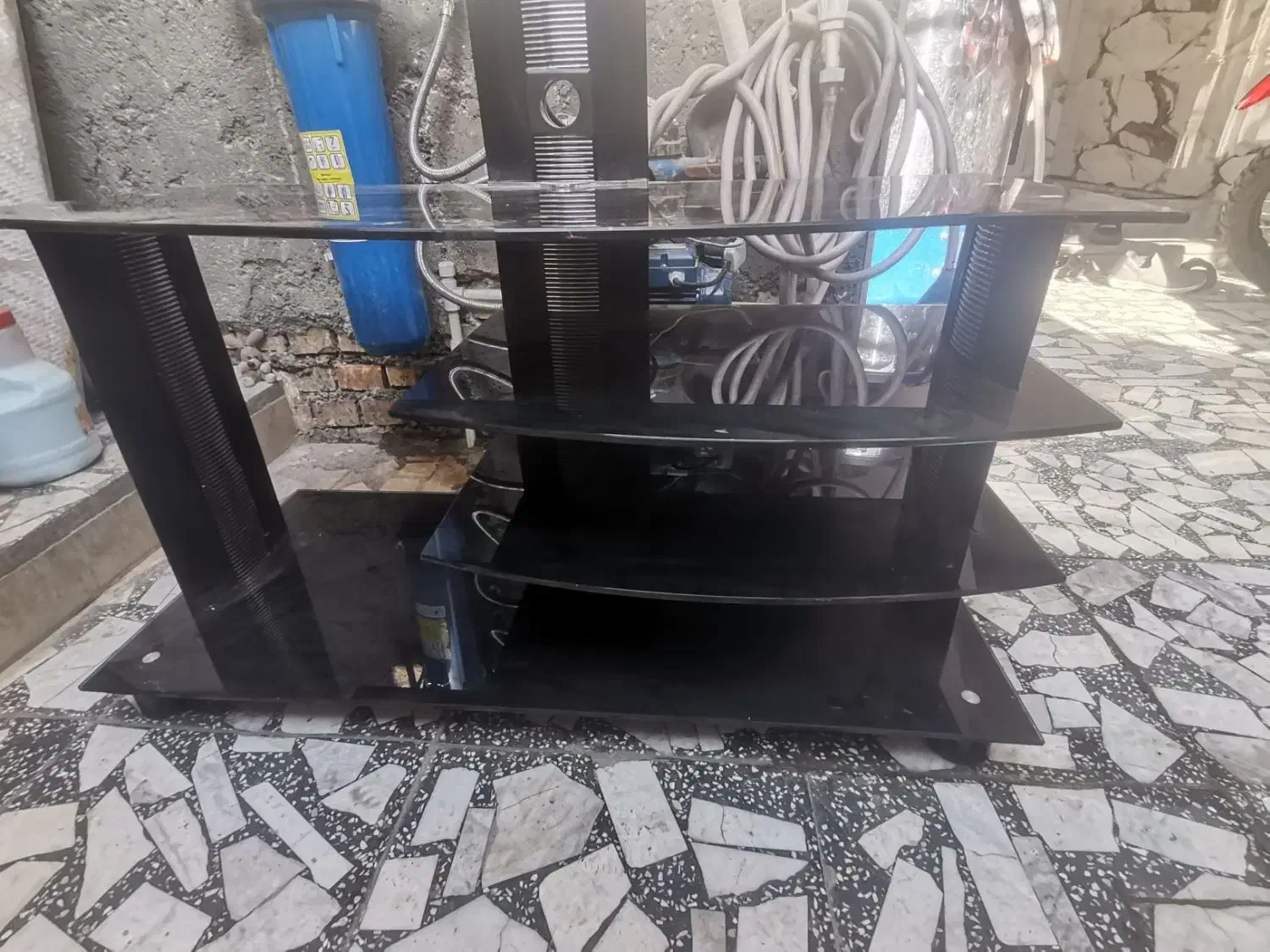 میز تلورزیون سالم و بسیار تمیز|میز تلویزیون|گنبد کاووس, |دیوار