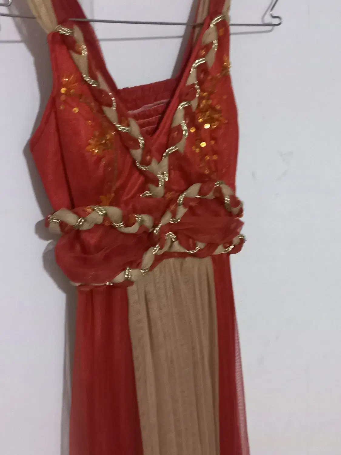 لباس مجلسی|لباس|جهرم, |دیوار