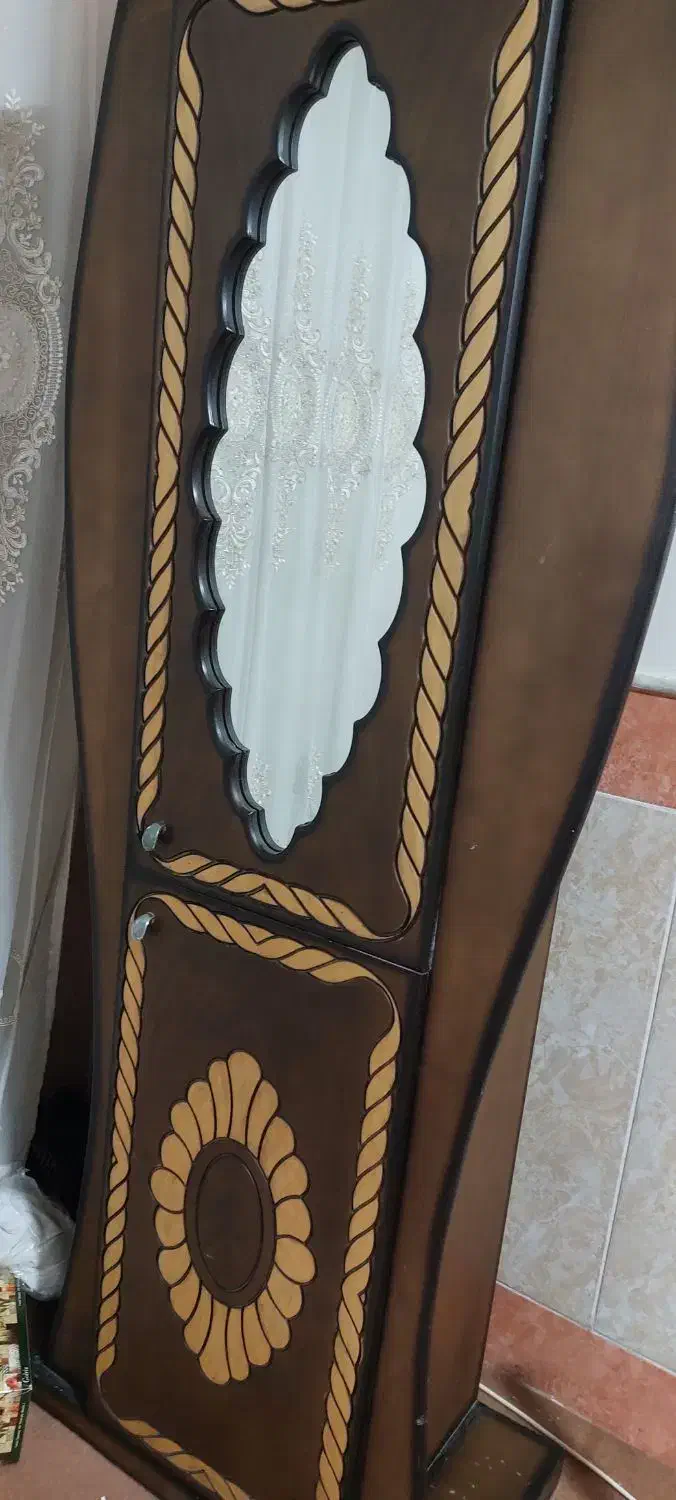 جاکفشی|جاکفشی، کمد، دراور|قم, آزادگان|دیوار