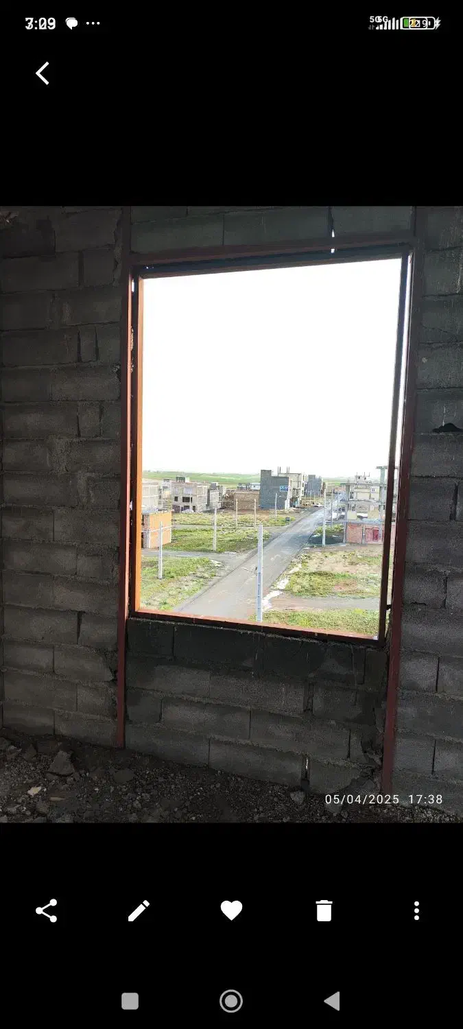 خانه تجاری - مسکونی نیمه کاره شهرک امین اباد|فروش خانه و ویلا|دهگلان, |دیوار