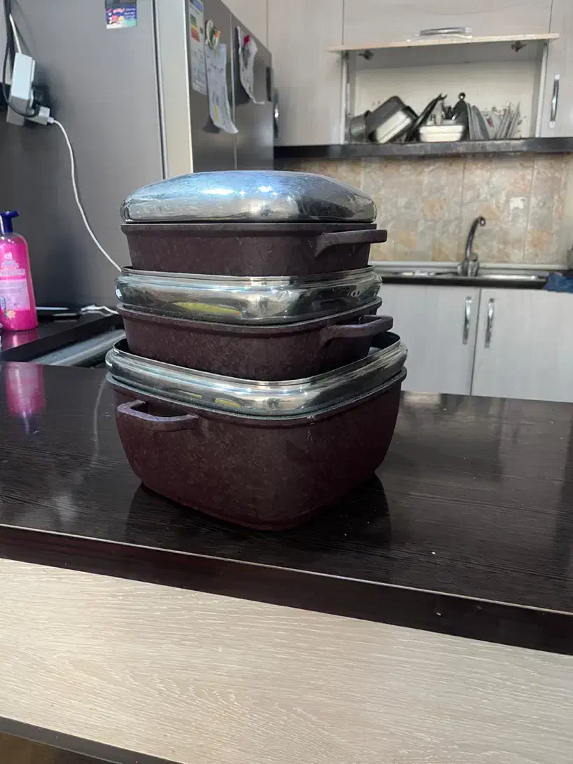 قابلمه چدن|ظروف پخت‌وپز|مشهد, چهارچشمه|دیوار