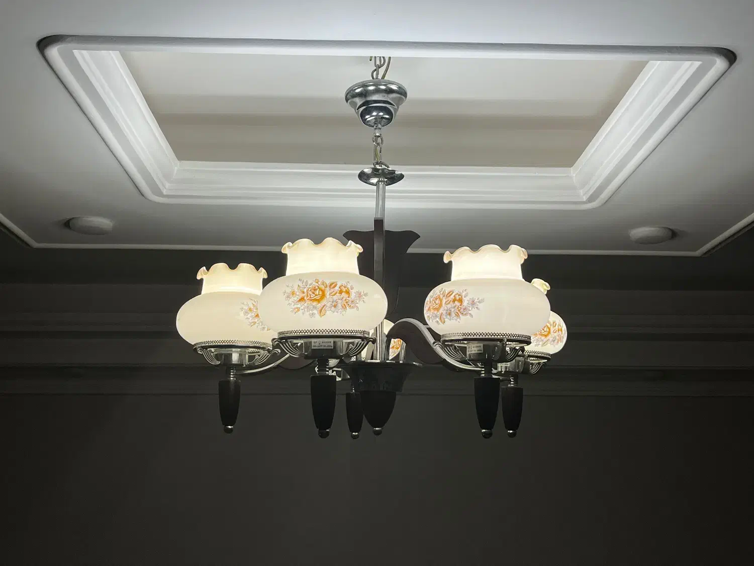 لوستر|لوستر و چراغ آویز|اسلامشهر, شهرک سالور|دیوار