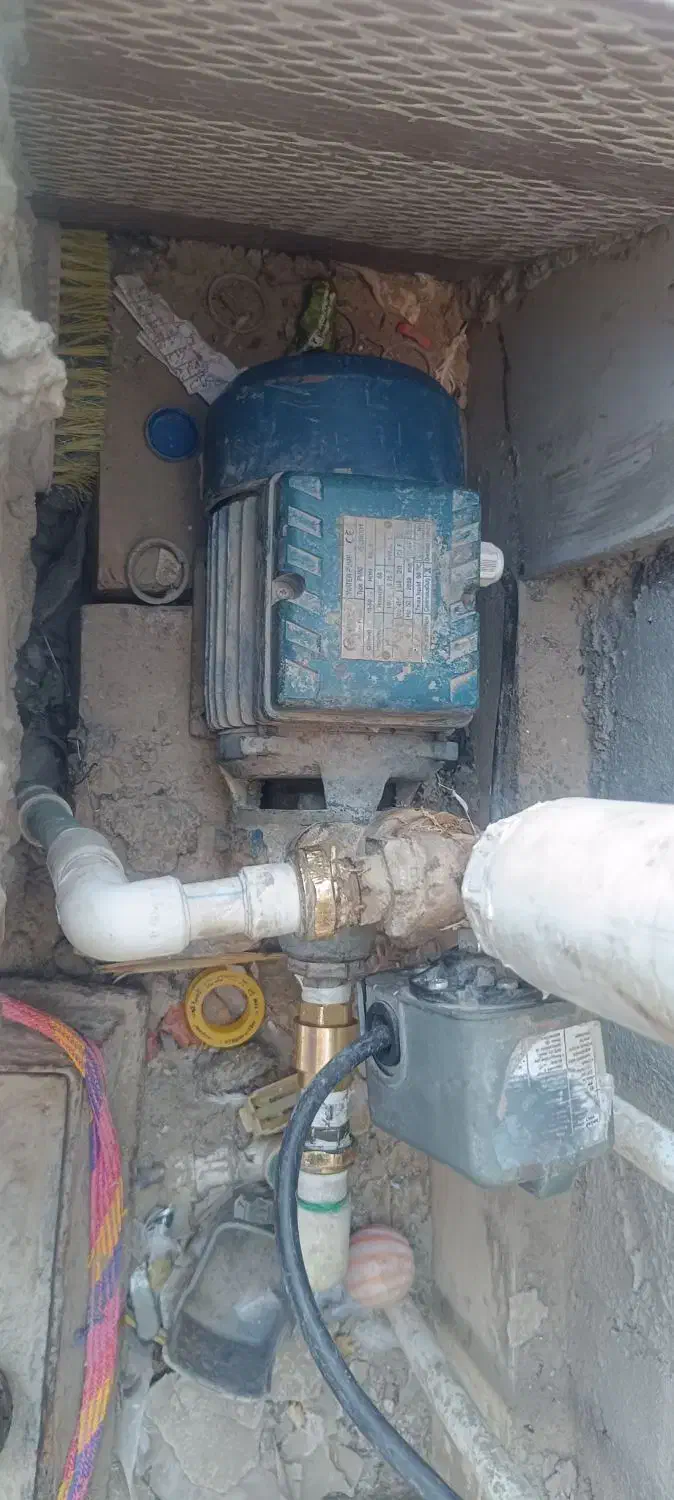 پمپ اب  یک اسب|مصالح و تجهیزات ساختمان|خاش, |دیوار