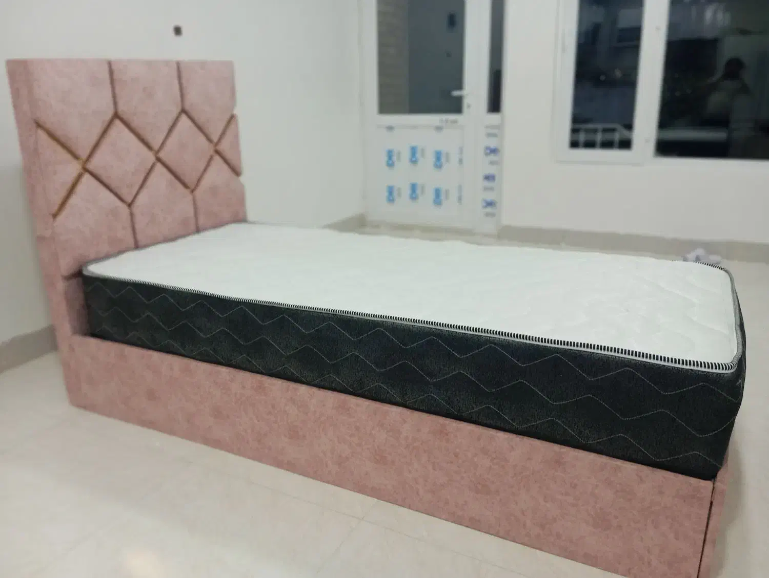 تخت خواب|تخت و سرویس خواب|روانسر, |دیوار