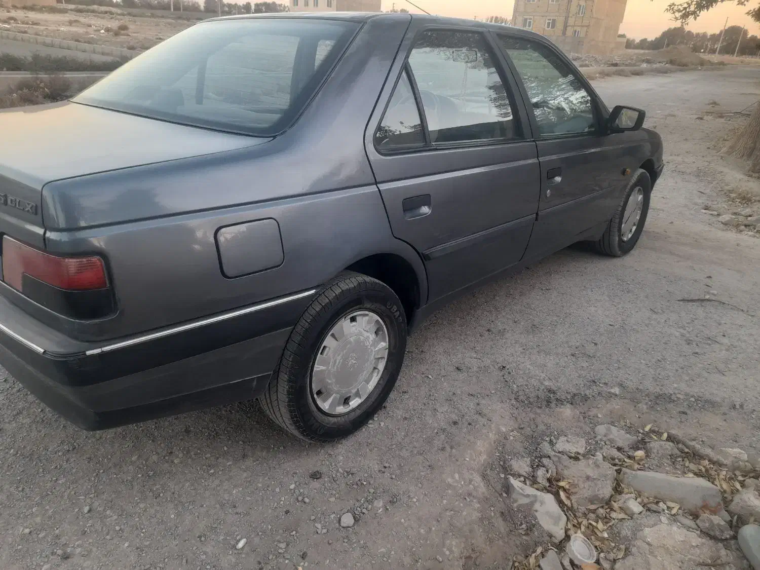 پژو۴۰۵مدل۹۳سالم|خودرو سواری و وانت|اندیشه, اندیشه فاز ۴|دیوار