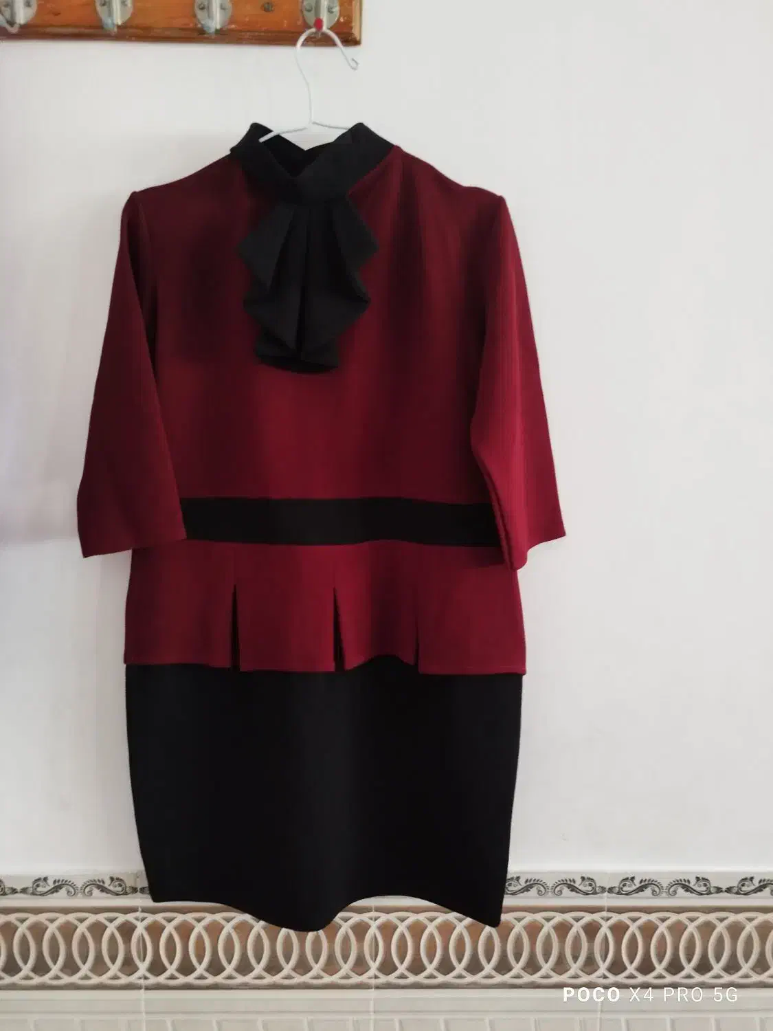 لباس مجلسی|لباس|عجب شیر, |دیوار