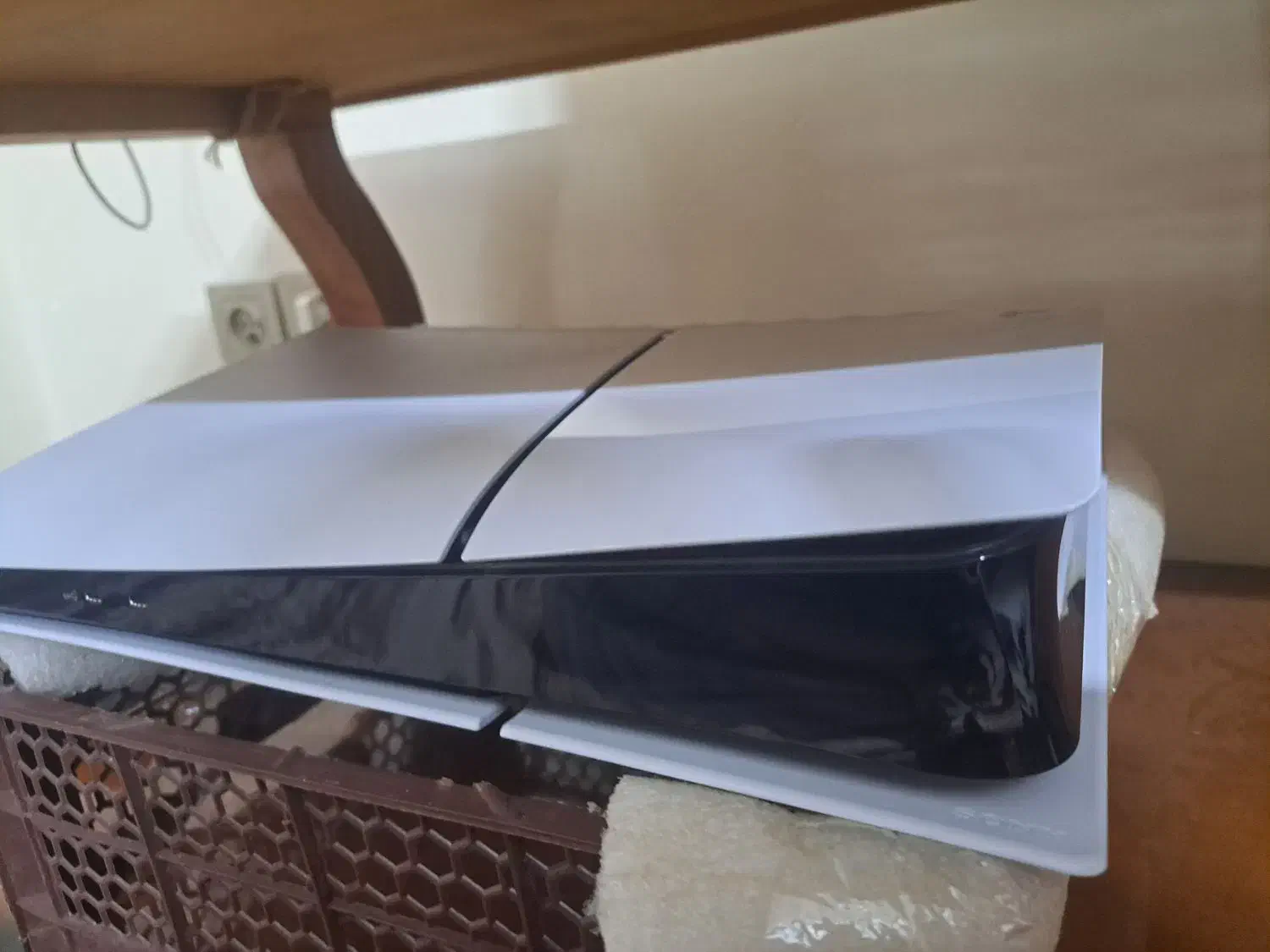 پلی استیشن ۵ اسلیم دیجیتال دو دسته و پایه شارژ|کنسول، بازی ویدئویی و آنلاین|برخوار, |دیوار