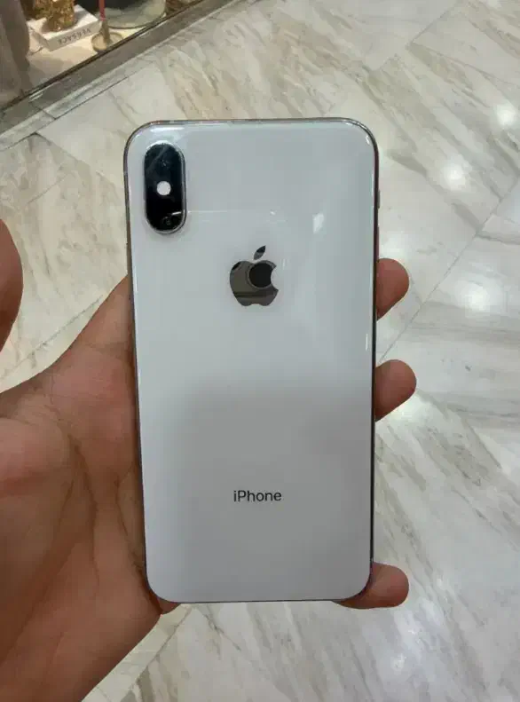 گوشی آیفون تمیز سالم فقط اول آیدی رمز فراموش شده|موبایل|همدان, |دیوار