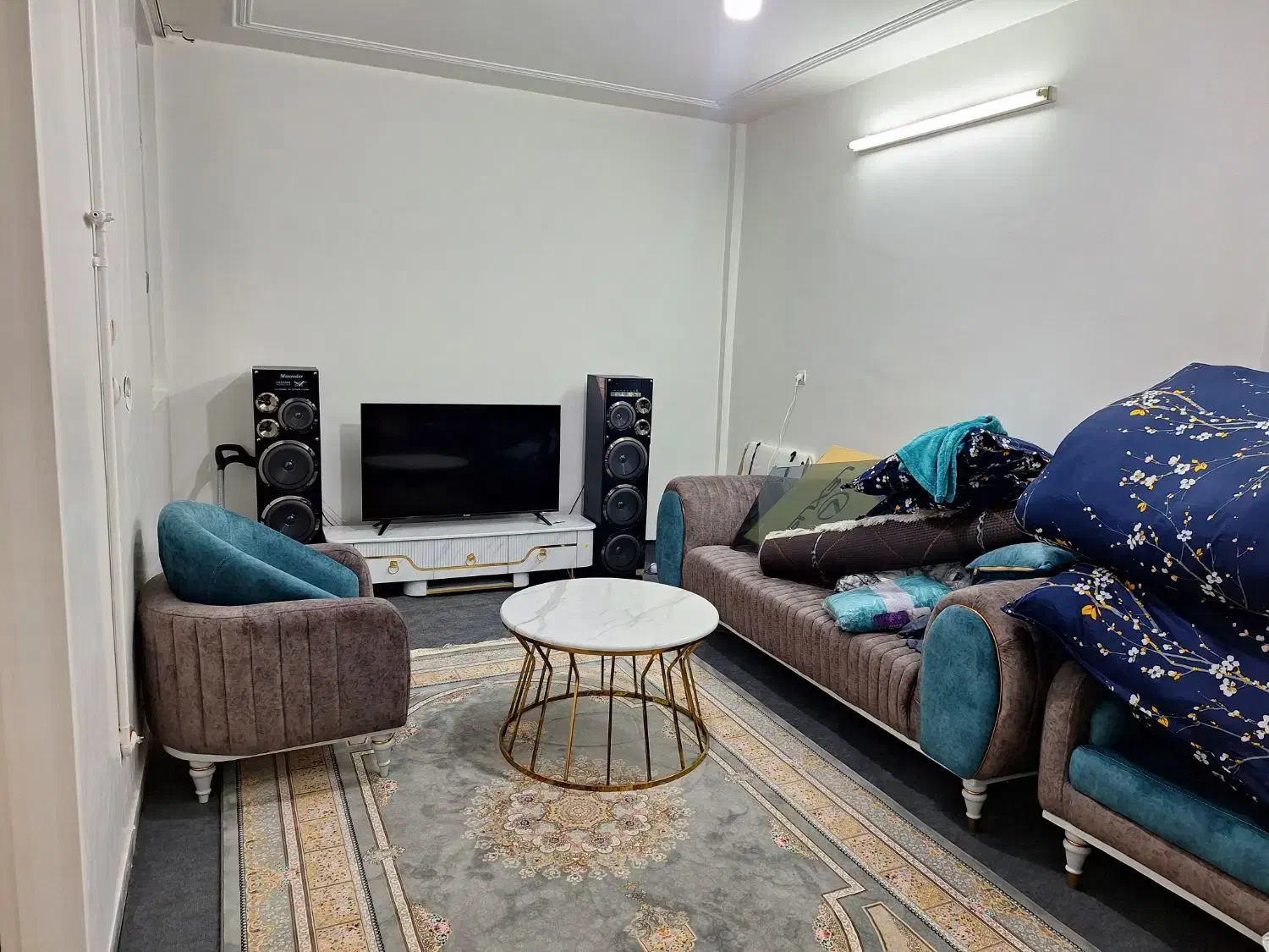 مبل چستر|مبلمان خانگی و میز عسلی|ترکمانچای, |دیوار