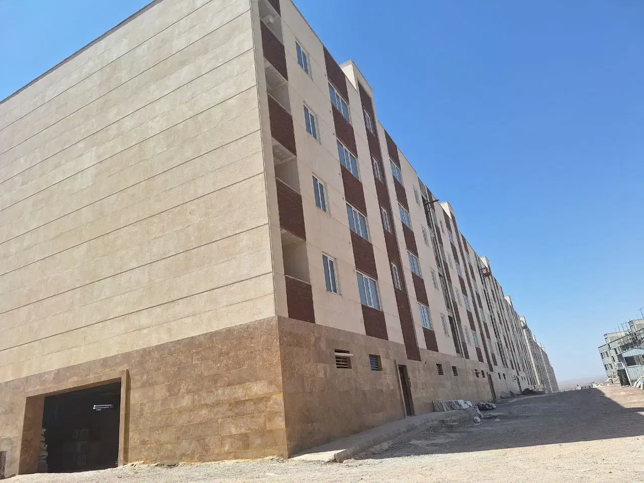 سنگ کار ، کاشی کار و سرامیک کار و آجر نسوزه کار|استخدام معماری، عمران و ساختمانی|پرند, فاز ۷|دیوار