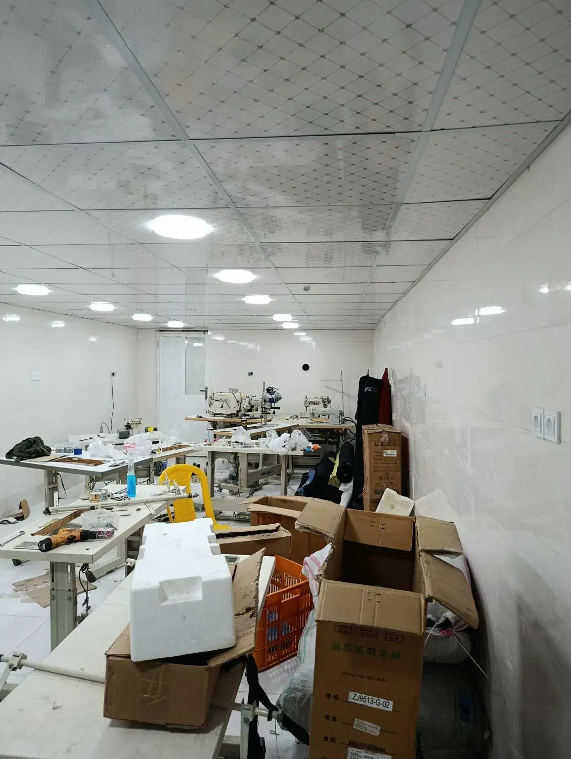 فروش چرخ استوک اماراتی|چرخ خیاطی و ریسندگی|بندر گناوه, |دیوار