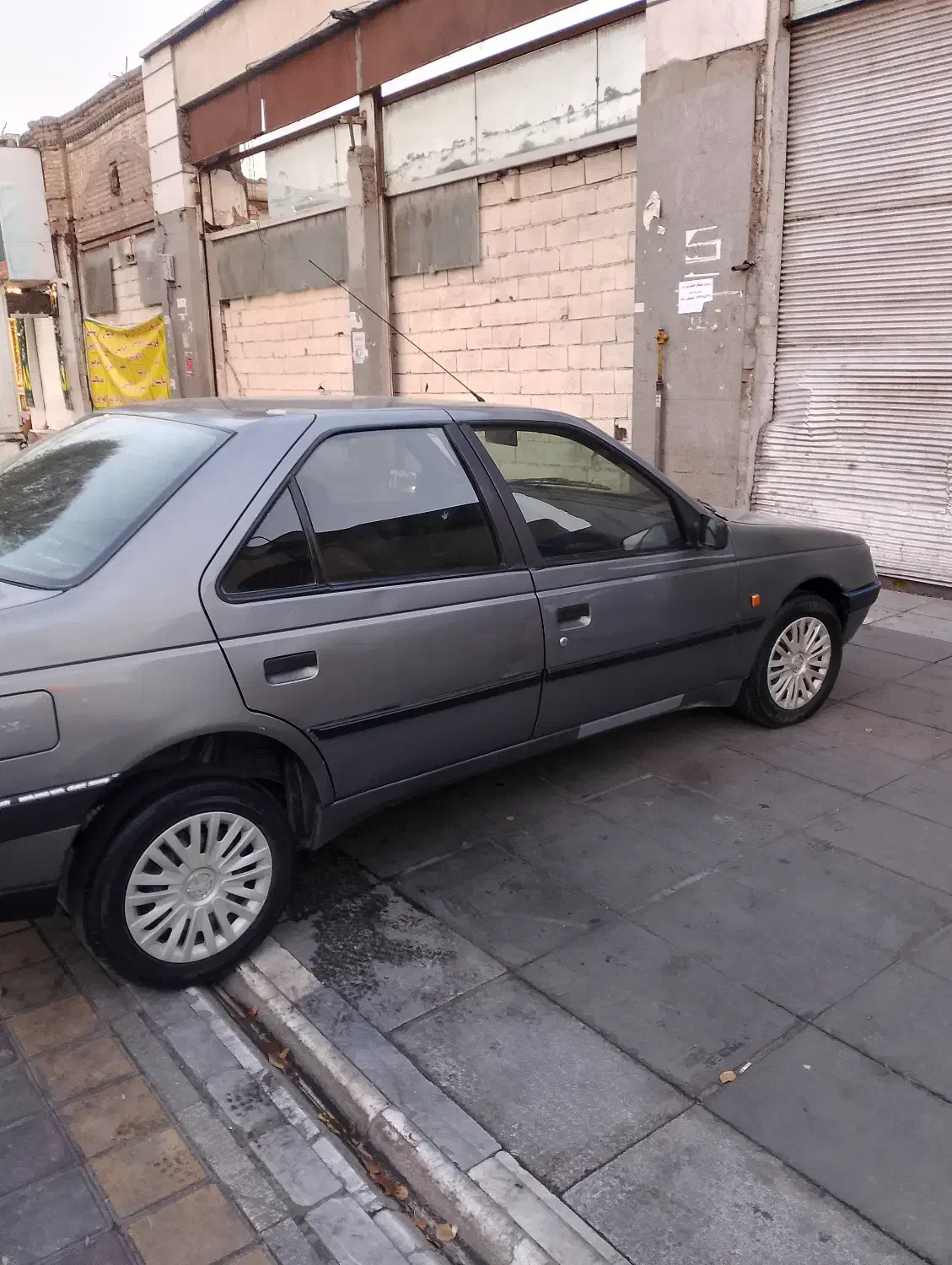 پژو۴۰۵|خودرو سواری و وانت|تهران, سنگلج (شاپور)|دیوار