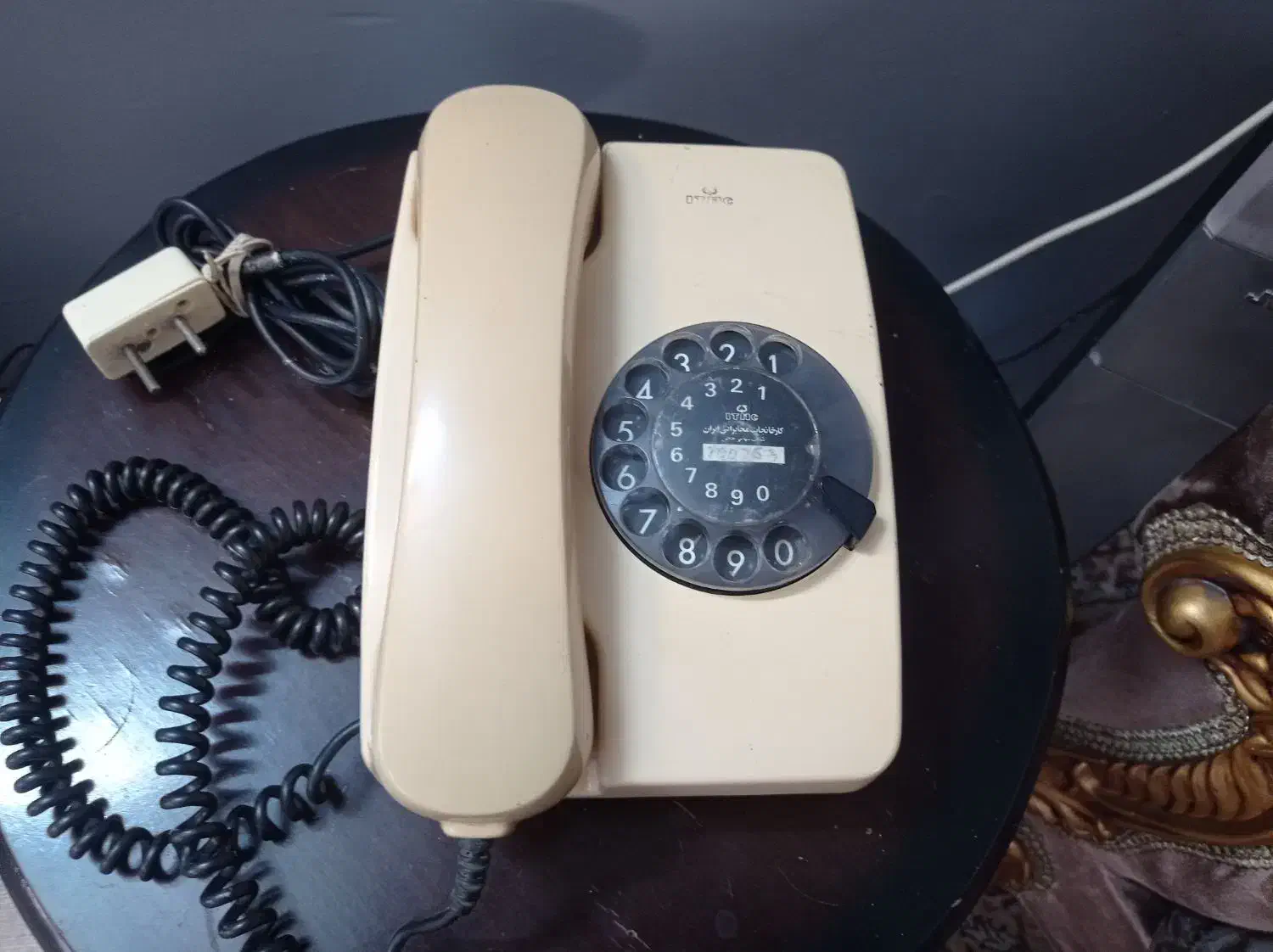 تلفن چرخشی قدیمی آلمانی|کلکسیون اشیاء عتیقه|ری, دیلمان|دیوار