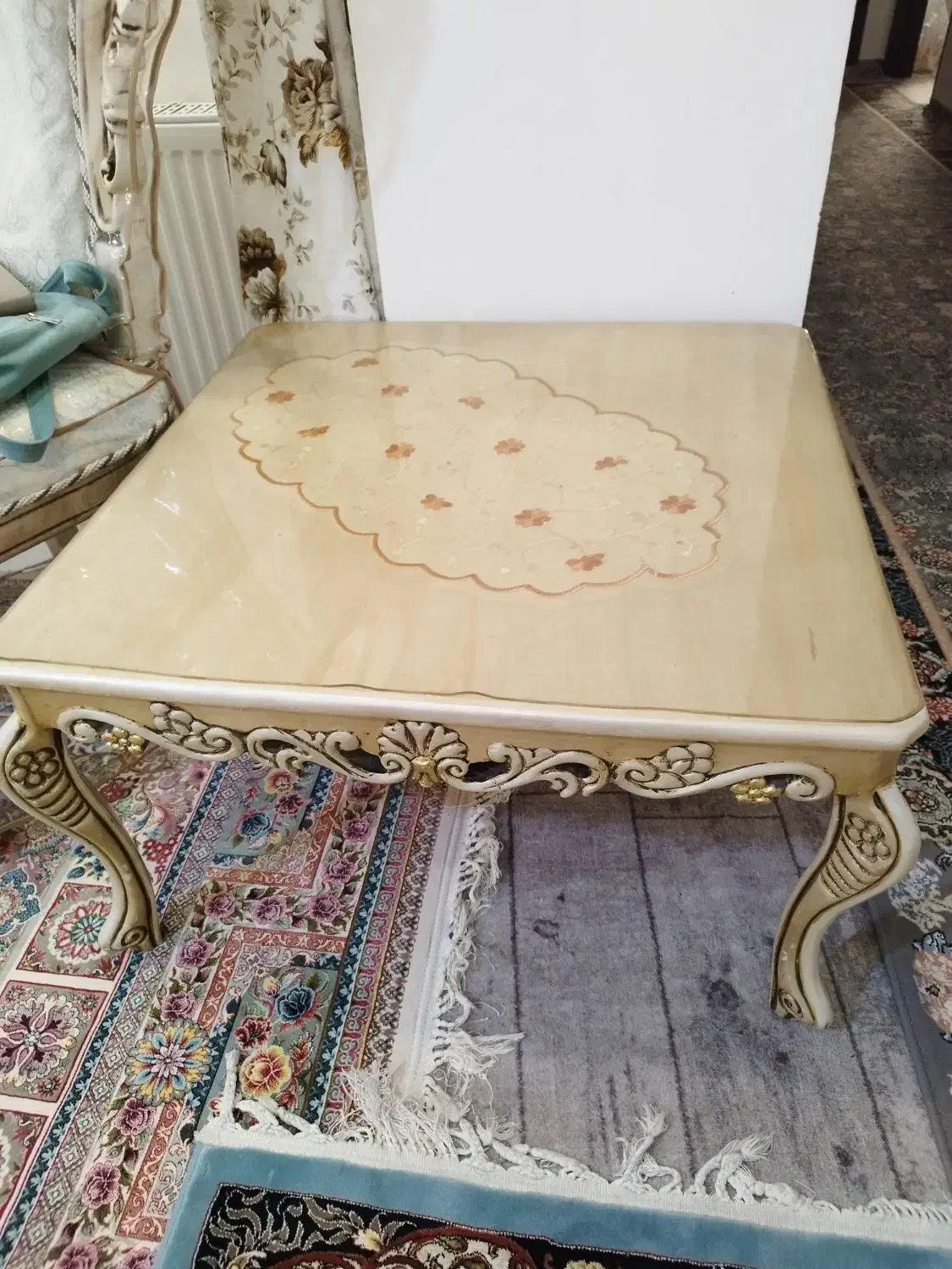 مبل سلطنتی 9نفره|مبلمان خانگی و میز عسلی|کرج, حیدرآباد|دیوار