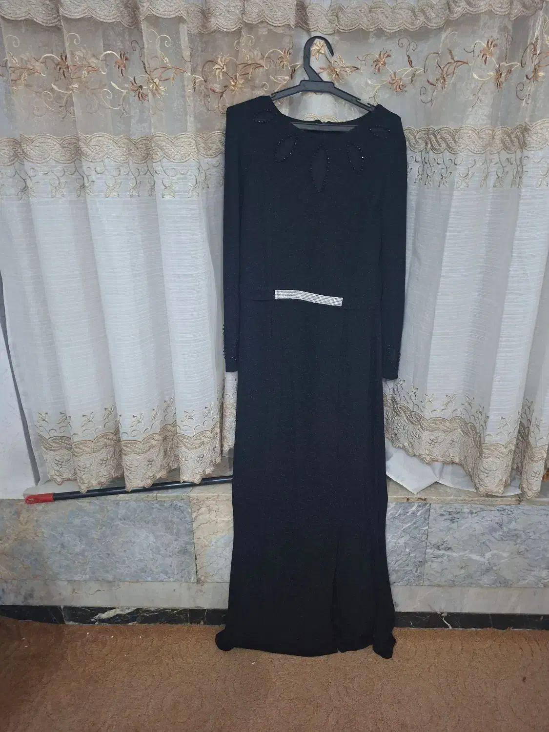 لباس مجلسی|لباس|نجفآباد, صالح آباد|دیوار