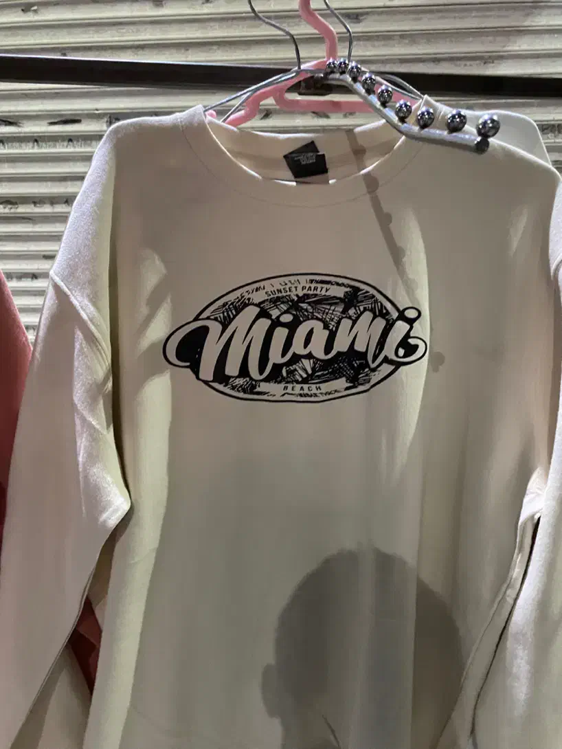 دورس اورجینال|لباس|محمدشهر, محمدشهر|دیوار