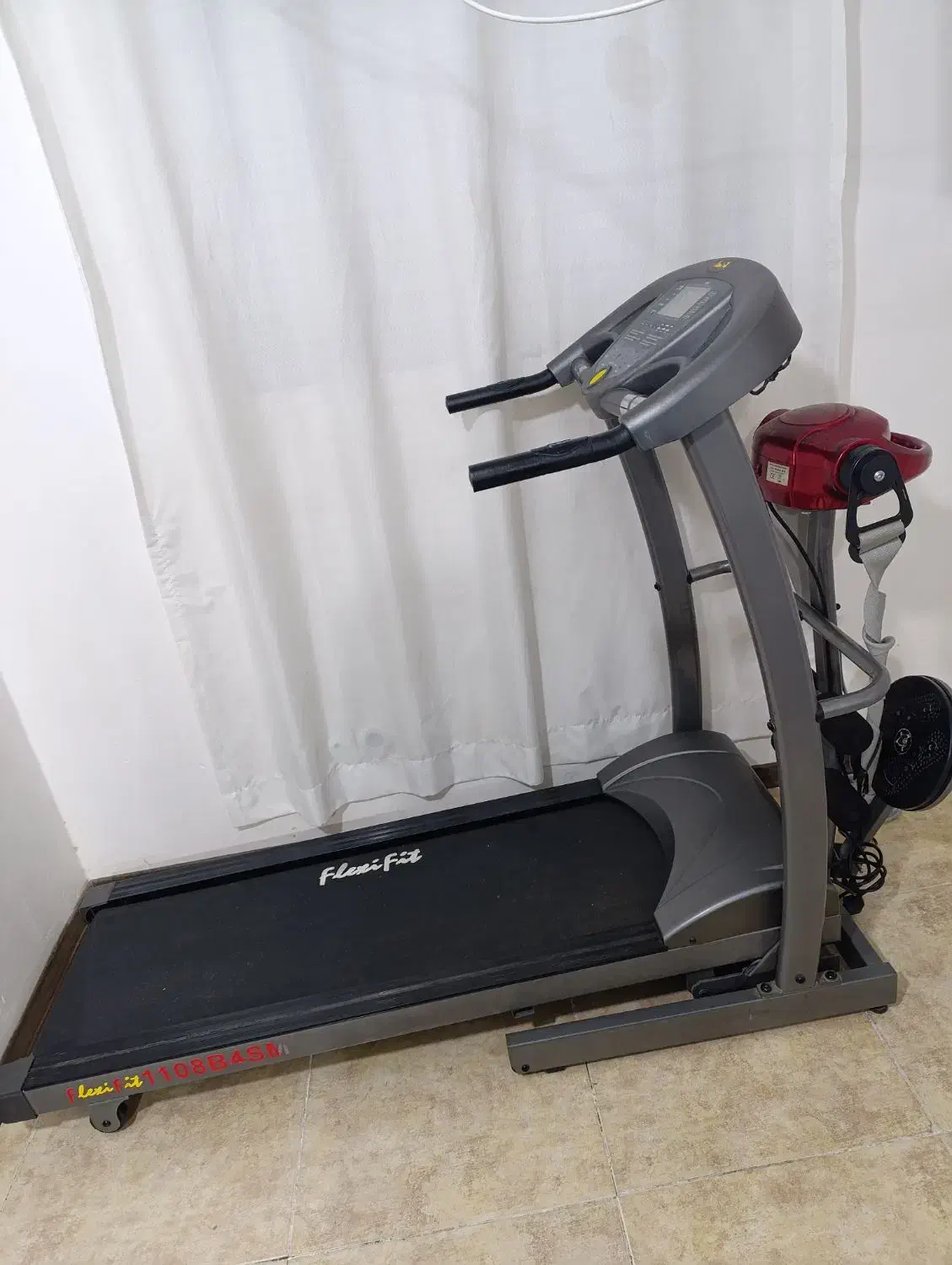 تردمیل شیبدار همراه با ماساژور|تجهیزات ورزشی|بندرعباس, |دیوار