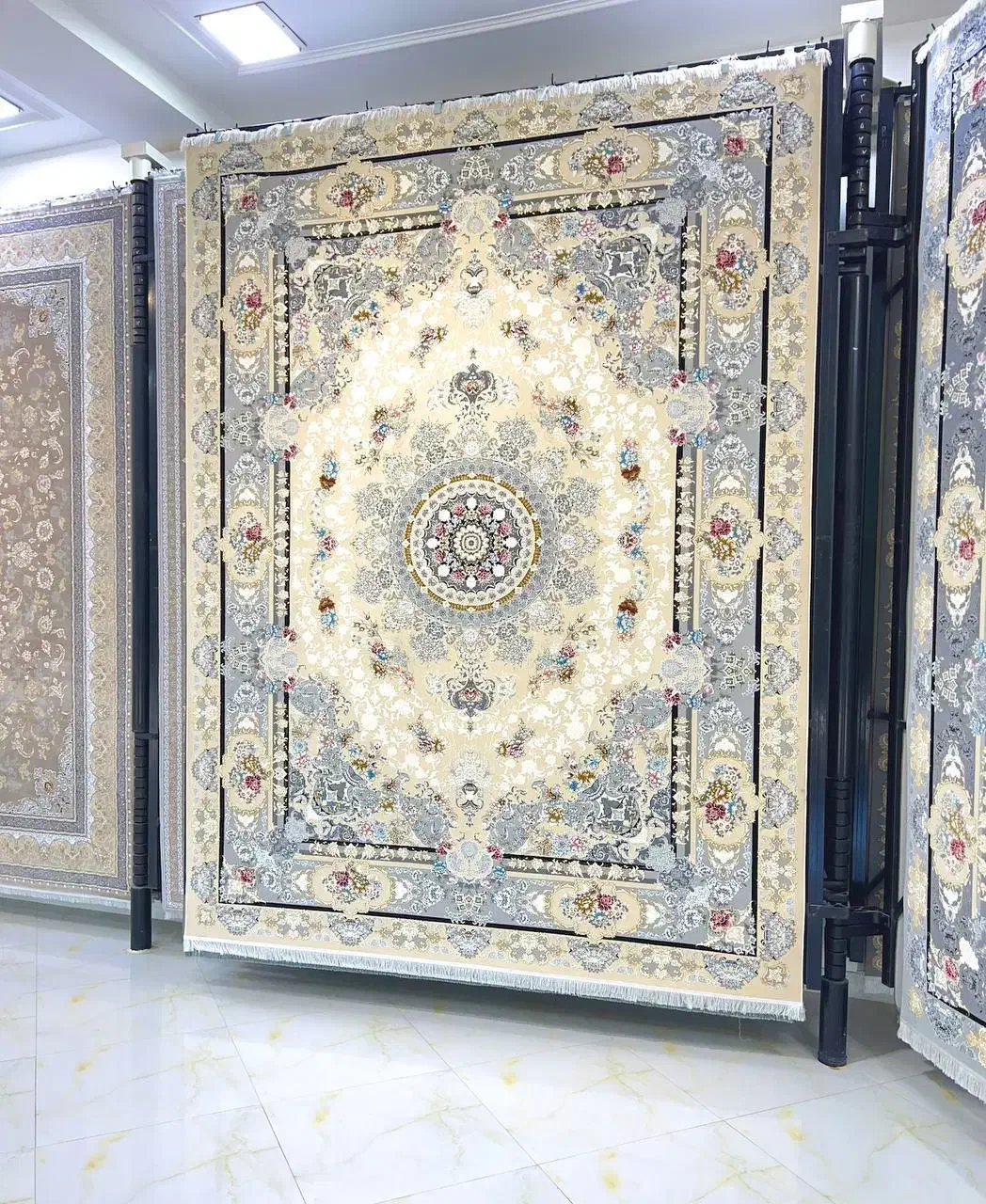 تولیدی بزرگ فرش خرم|فرش|خاش, |دیوار