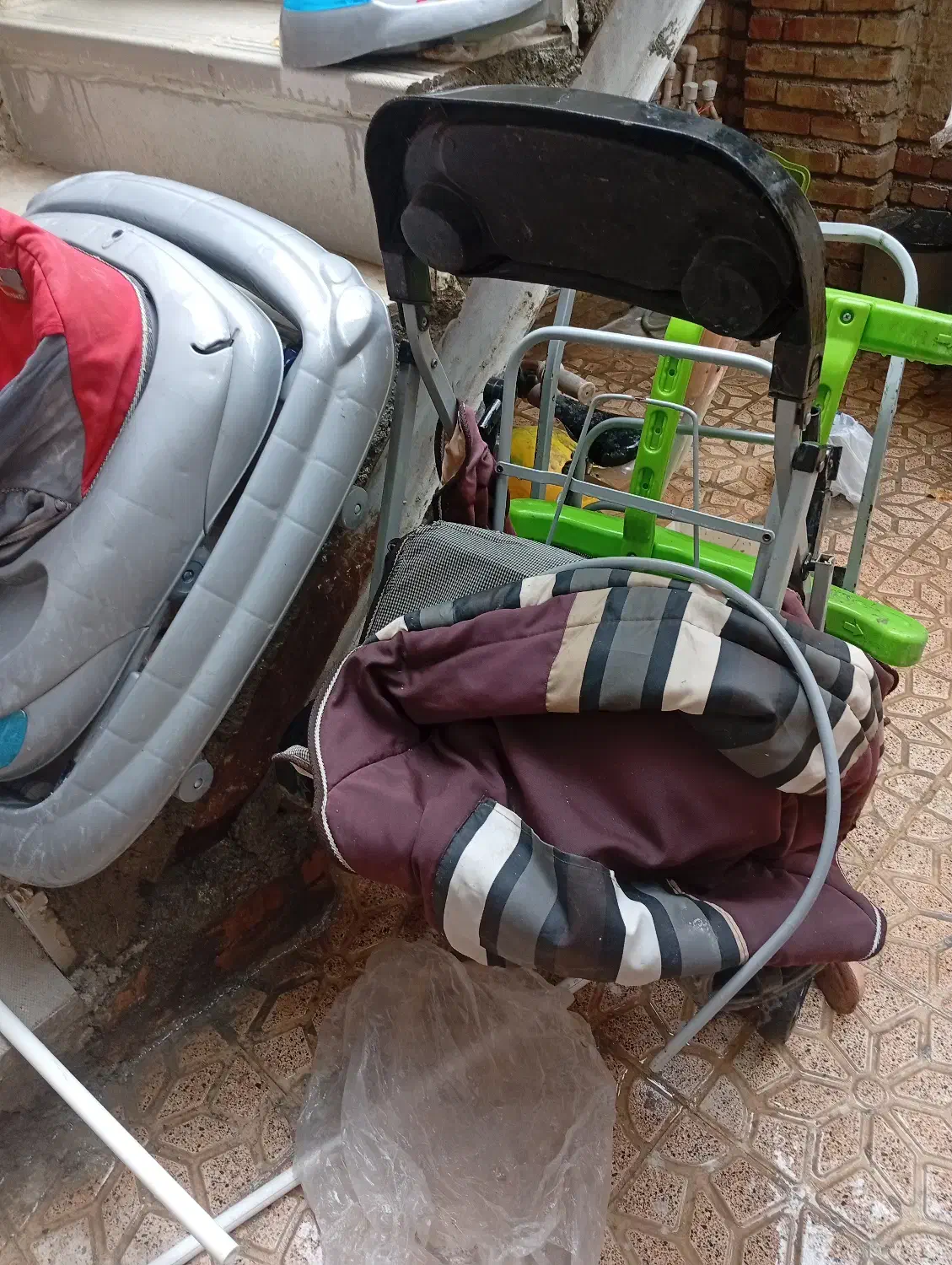 لوازم بچگانه|کالسکه و لوازم جانبی|مرند, |دیوار