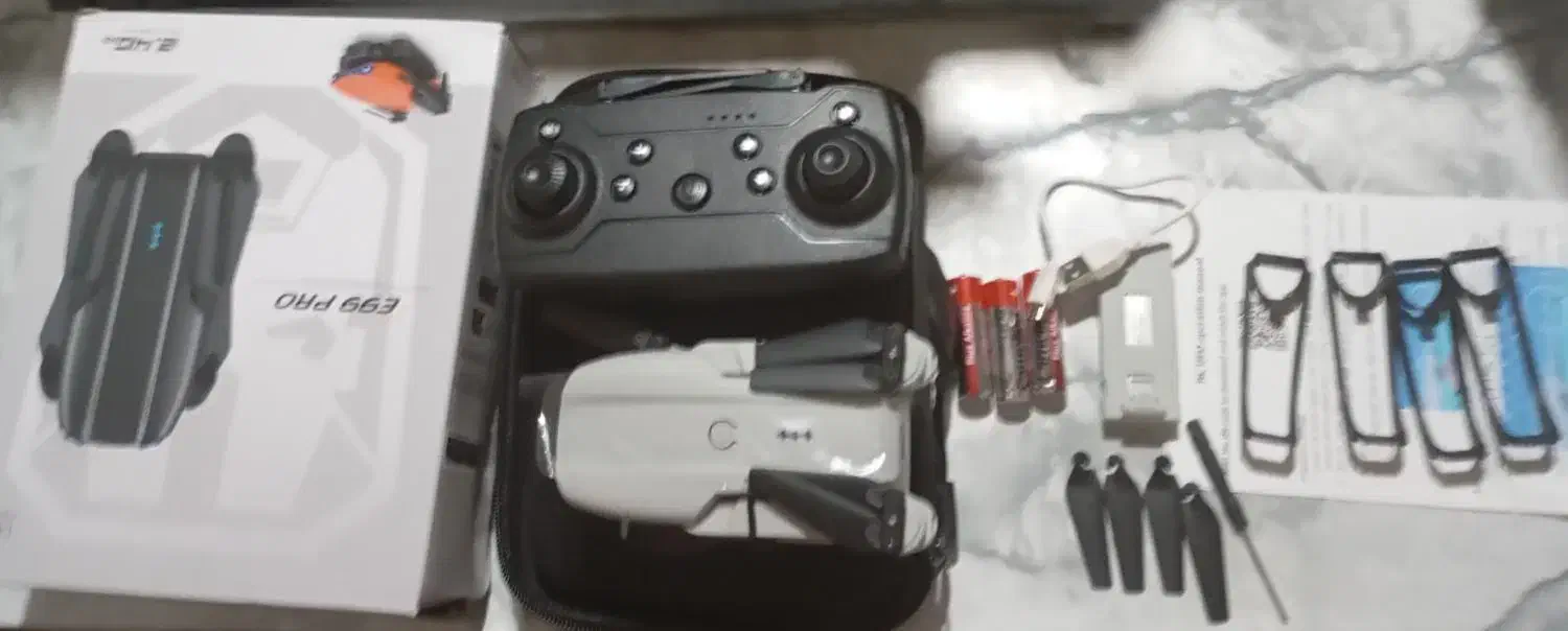 پهباد|اسباب‌‌بازی|شیراز, فرگاز|دیوار