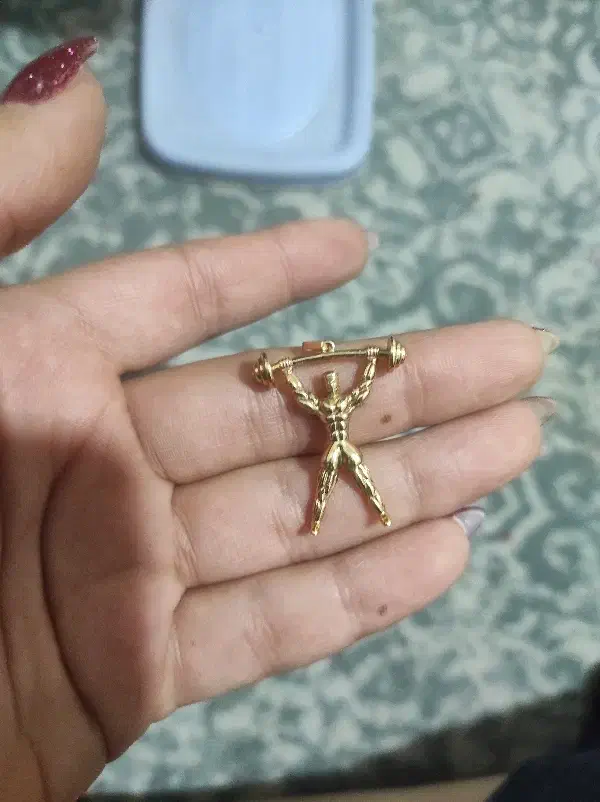 پلاک ورزشی طلا ۸۰بالای تابلو|جواهرات|شیراز, دارالرحمه|دیوار