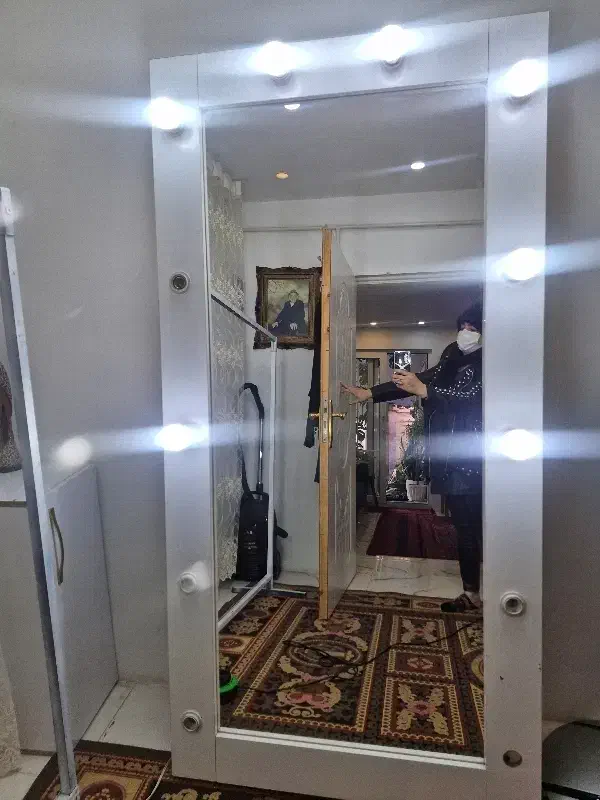 آینه چراغ دار|آینه|رشت, یخسازی|دیوار