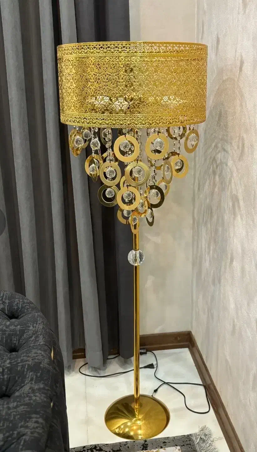 آباژور ایستاده|چراغ خواب و آباژور|رباطکریم, رباطکریم|دیوار