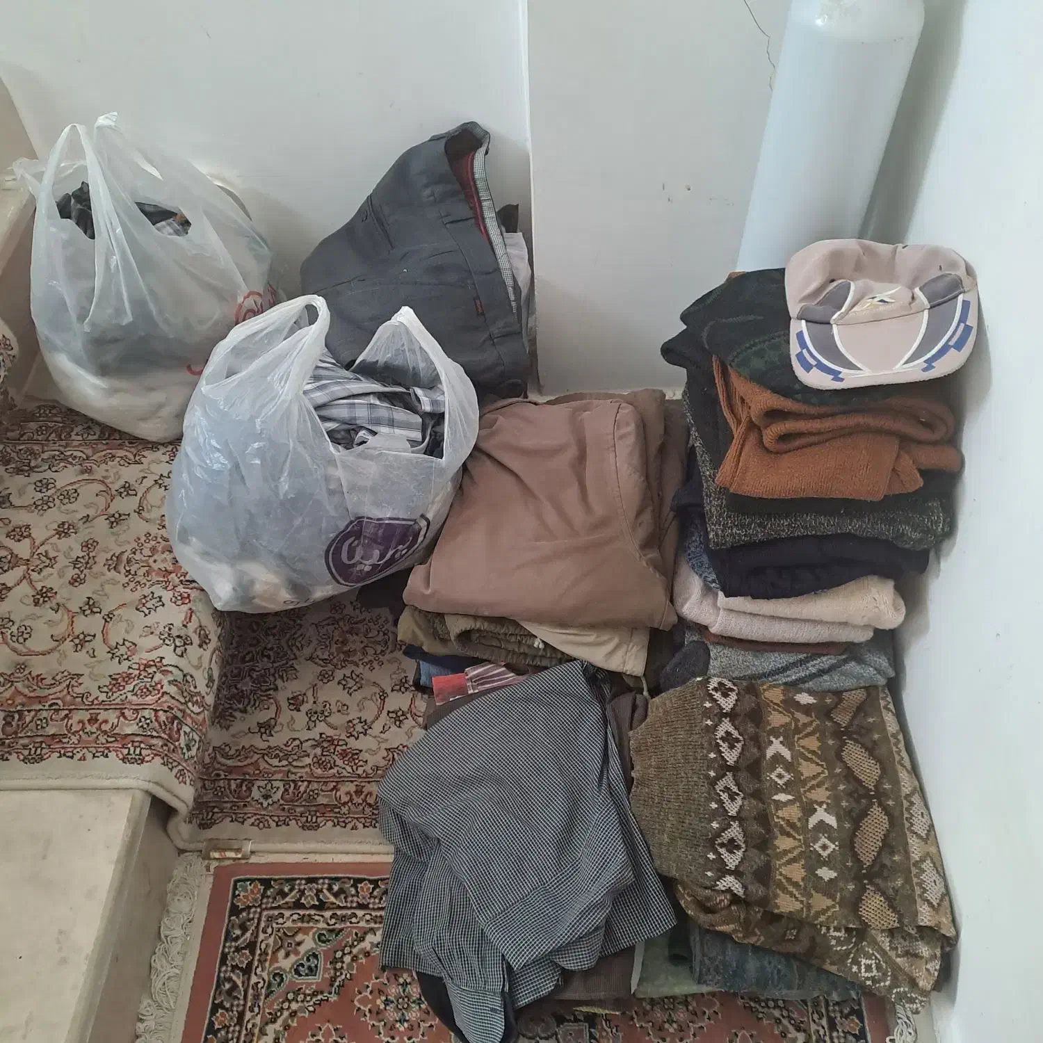 لباس پشمی پیراهن بلوز شلوار پالتو کاپشن فرش جلیقه|لباس|ارومیه, |دیوار