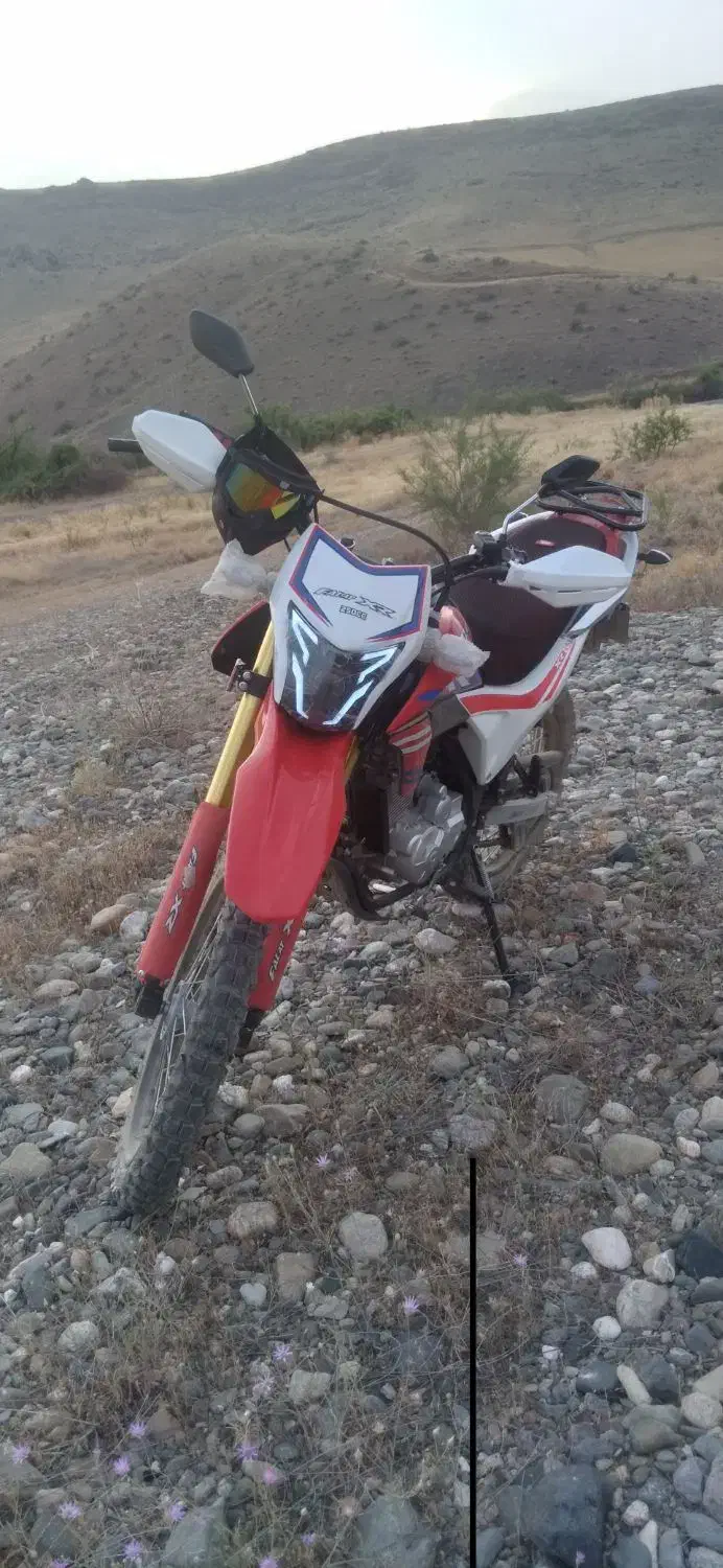 موتور فلات ۲۵۰سی سی ایکس ار ۱۴۰۴|موتورسیکلت|سقز, |دیوار