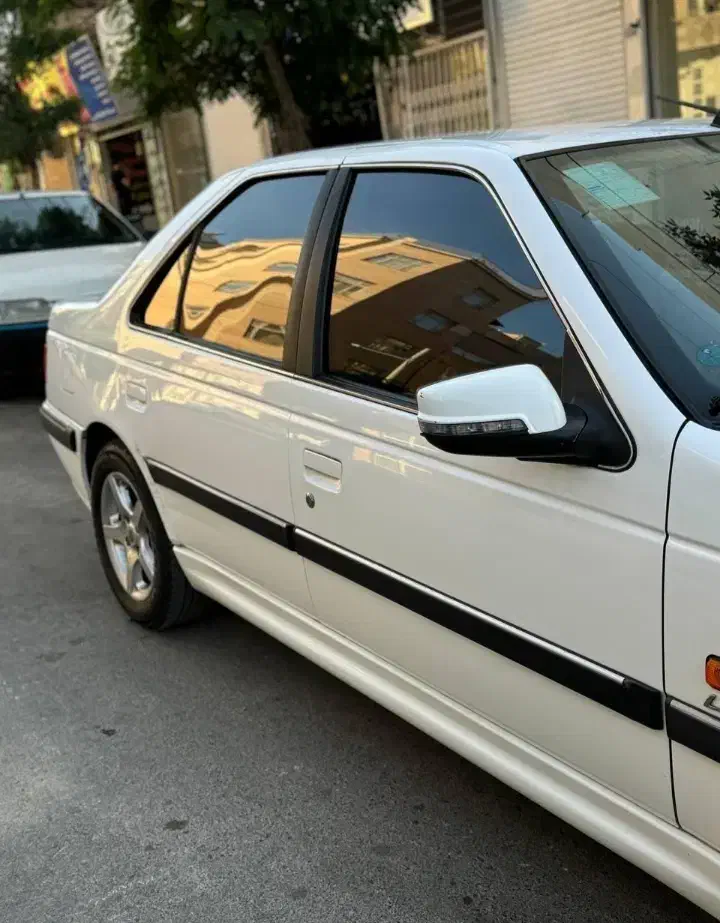 نمایندگی نصب شیشه دودی|خدمات موتور و ماشین|ایلام, |دیوار